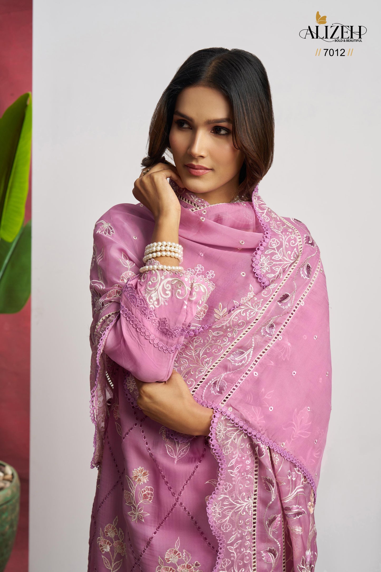 7012 Saadgi Alizeh Embroidery Unstitched Suits