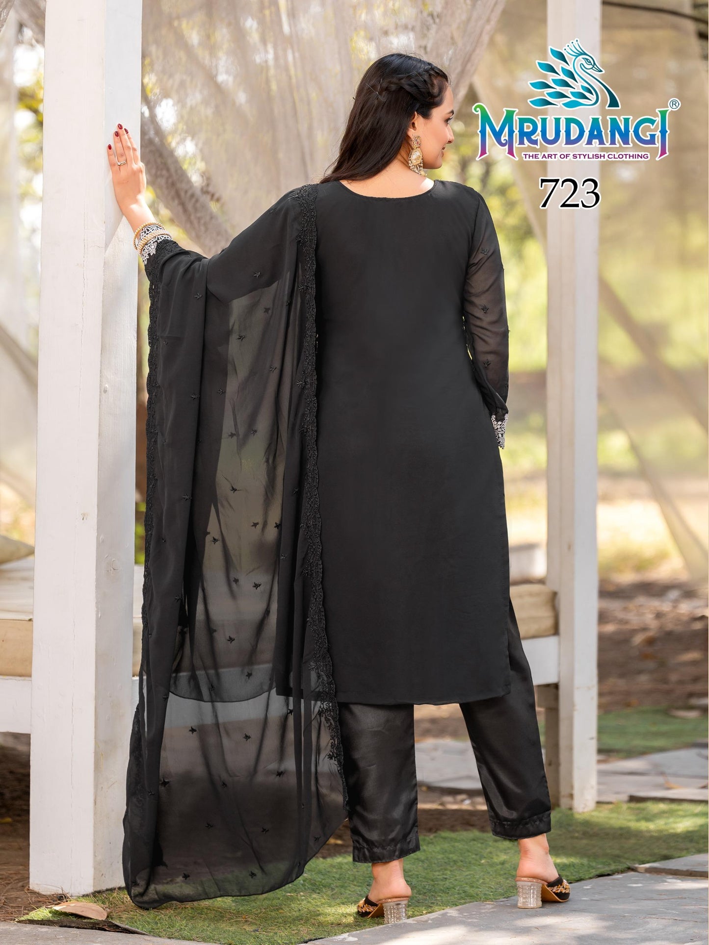 723 Anika Mrudangi Georgette Readymade Suits