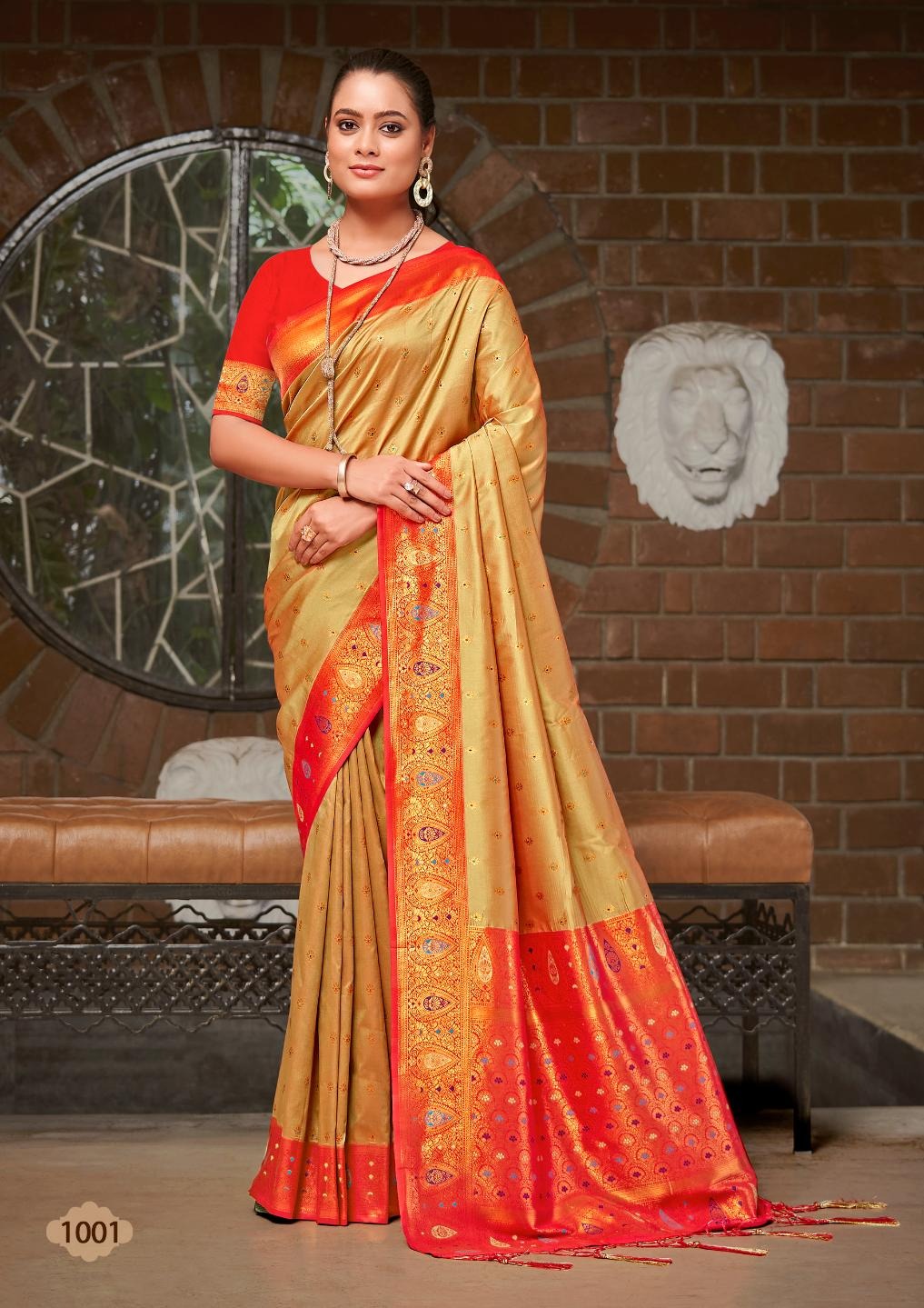 1001 Kamakshi Bunawat Sarees