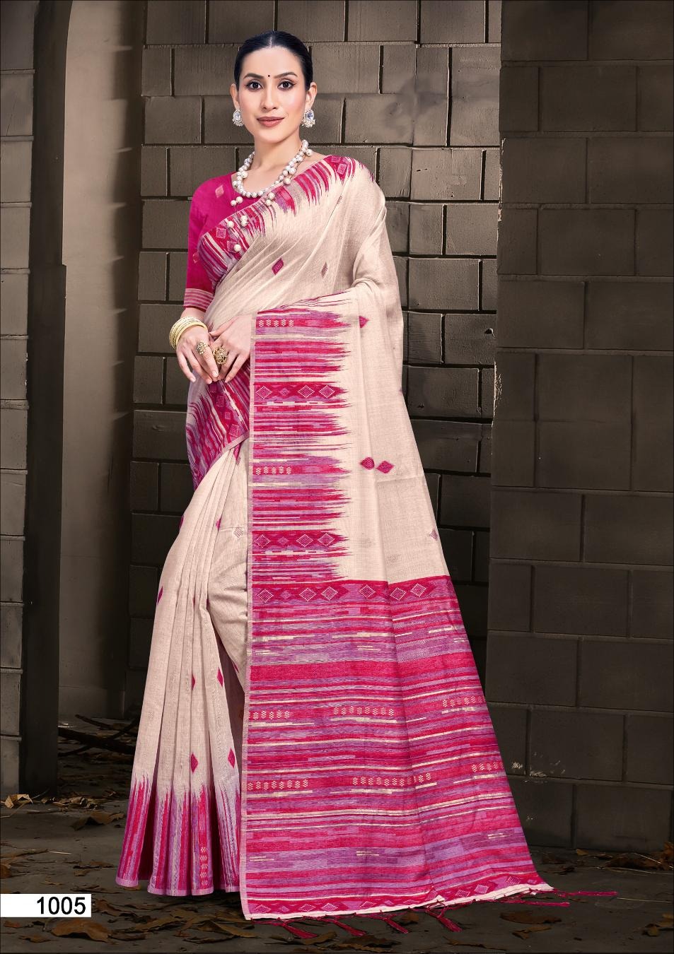 1005 Suhashini Bunawat Sarees