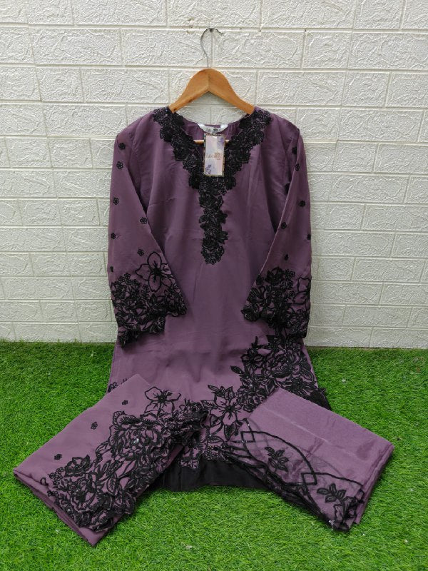 1600 Colours Laxuria Trendz Fox Georgette Pakistani Readymade Suits