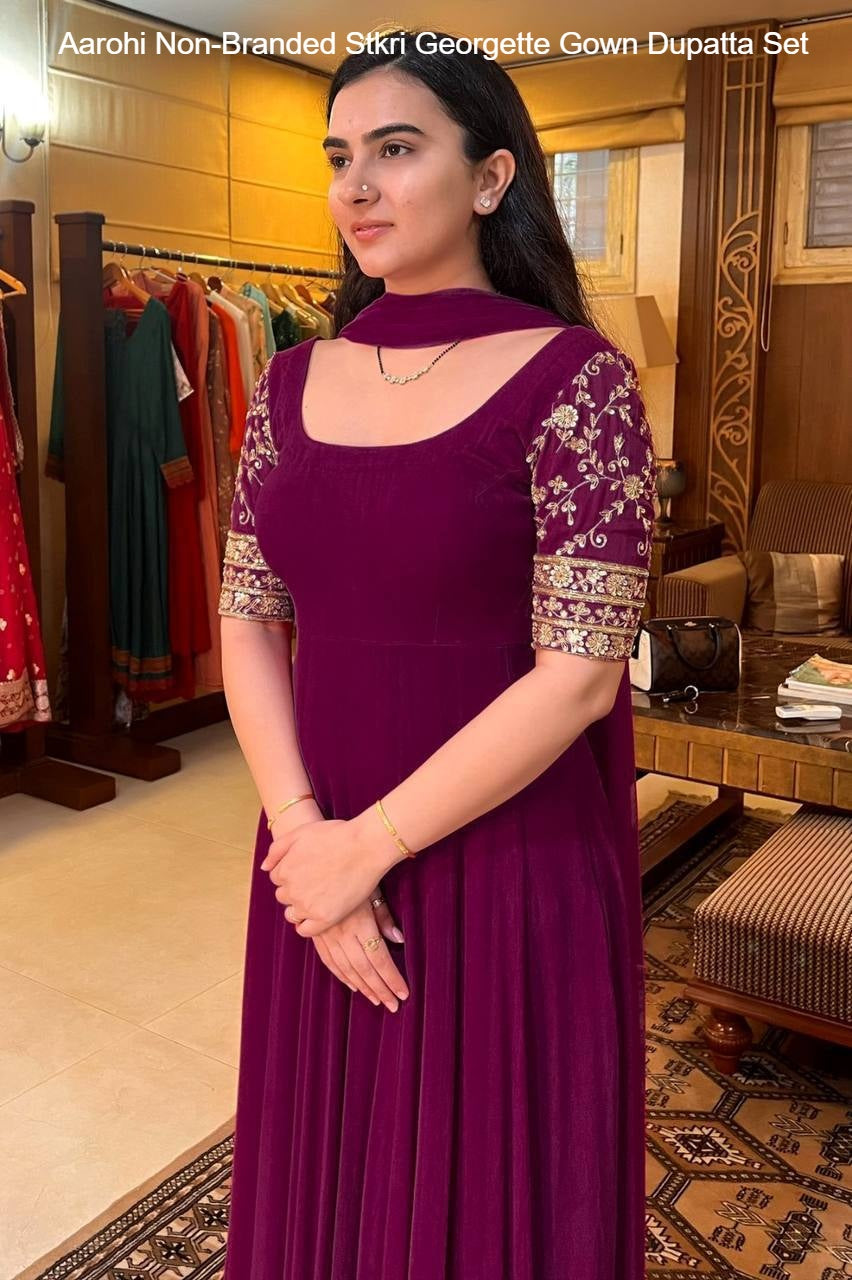 Aarohi Non-Branded Stkri Georgette Gown Dupatta Set
