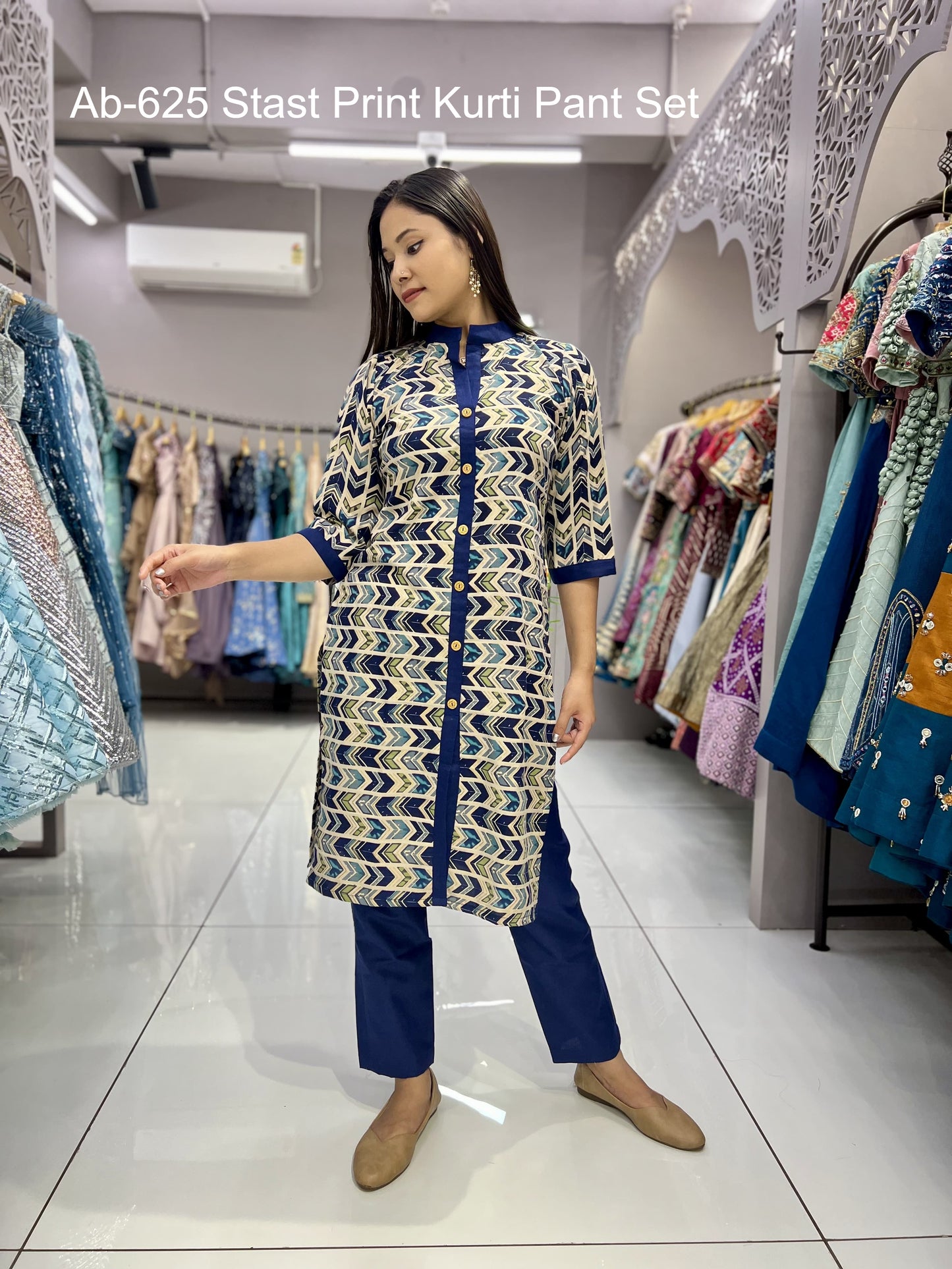 Ab-625 Stast Print Kurti Pant Set