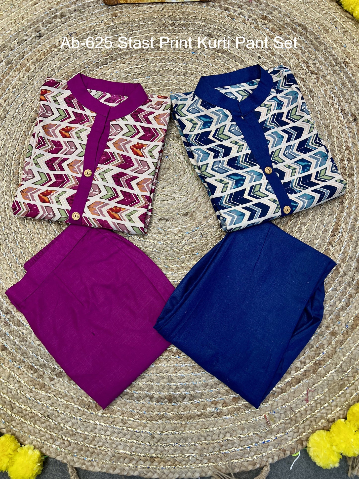 Ab-625 Stast Print Kurti Pant Set