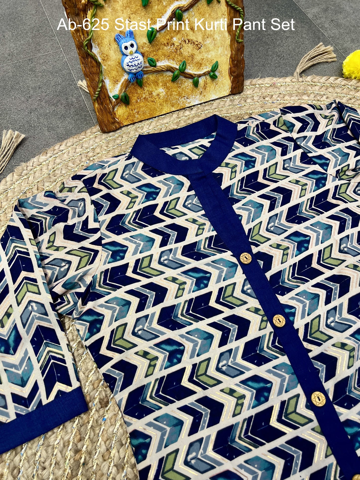 Ab-625 Stast Print Kurti Pant Set