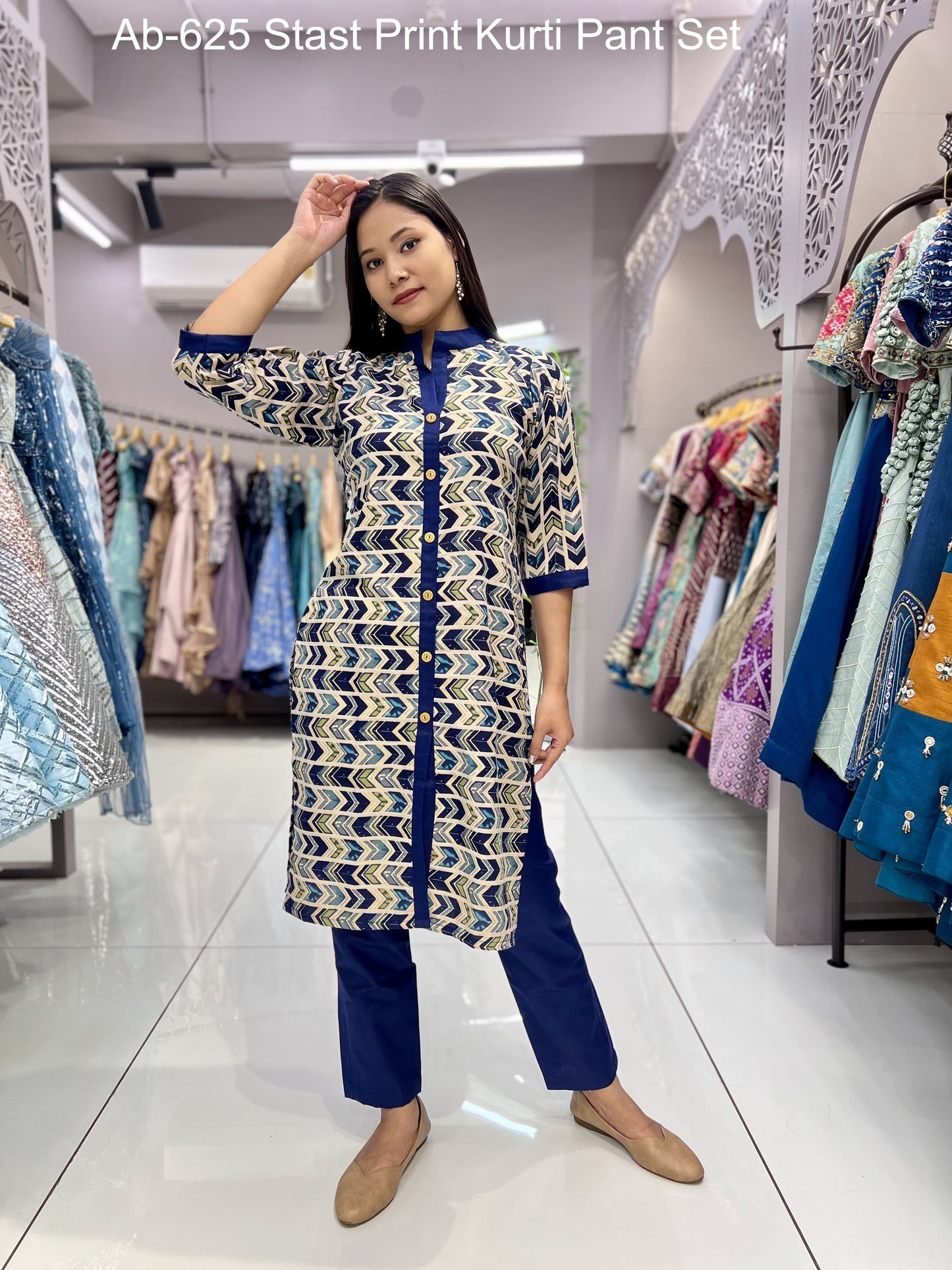Ab-625 Stast Print Kurti Pant Set