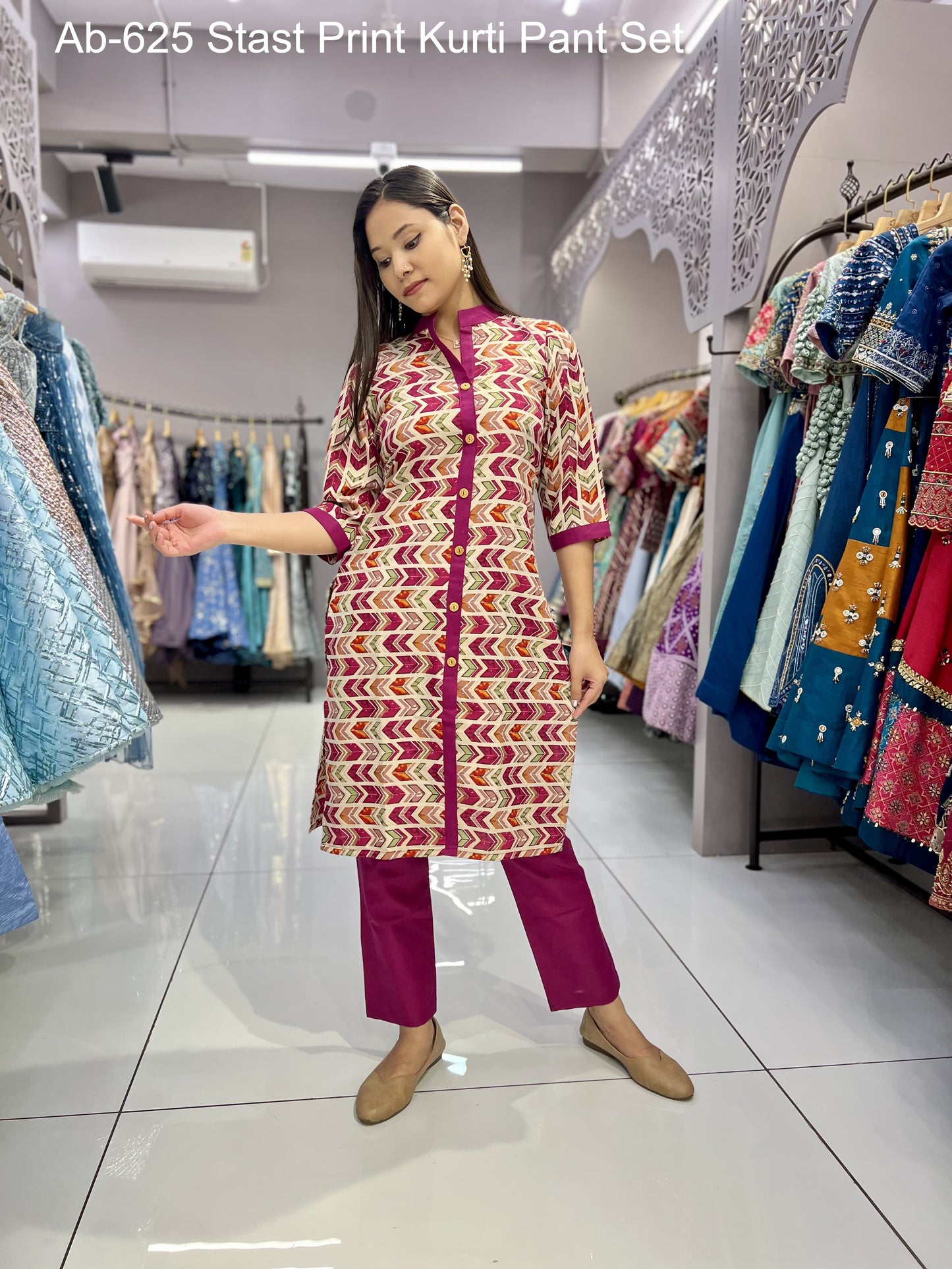 Ab-625 Stast Print Kurti Pant Set