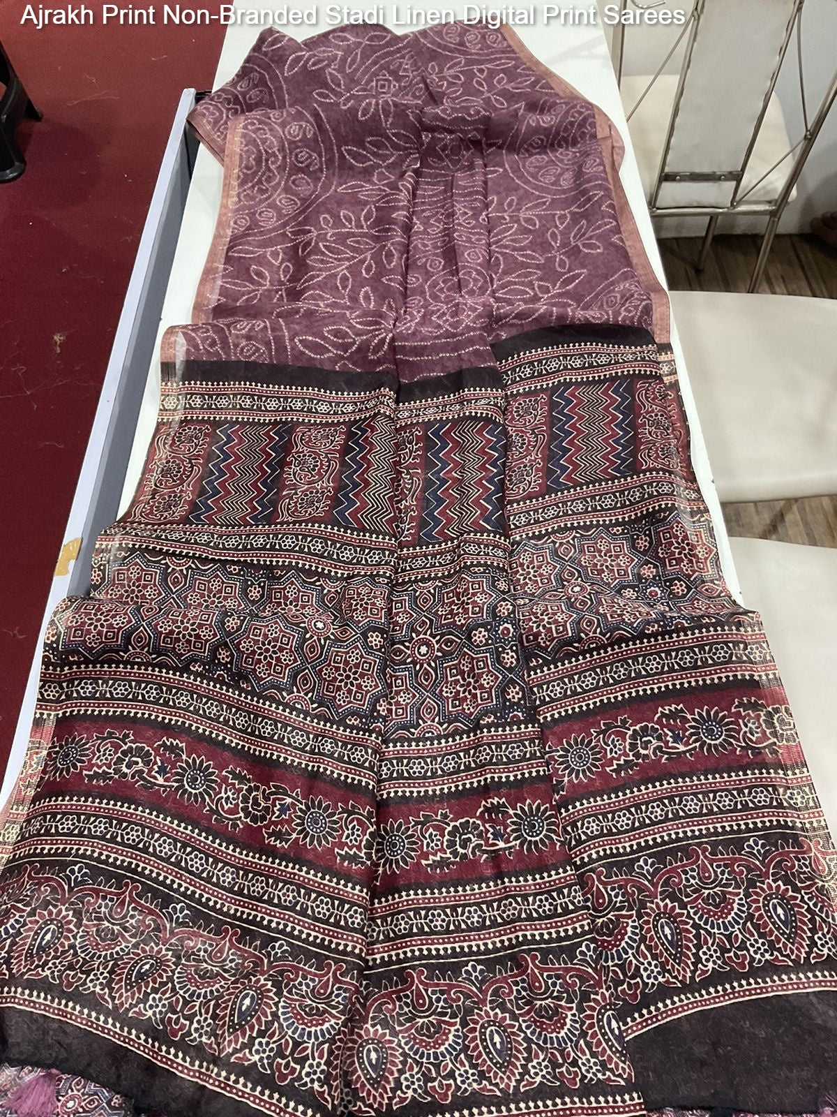 Ajrakh Print Non-Branded Stadi Linen Digital Print Sarees