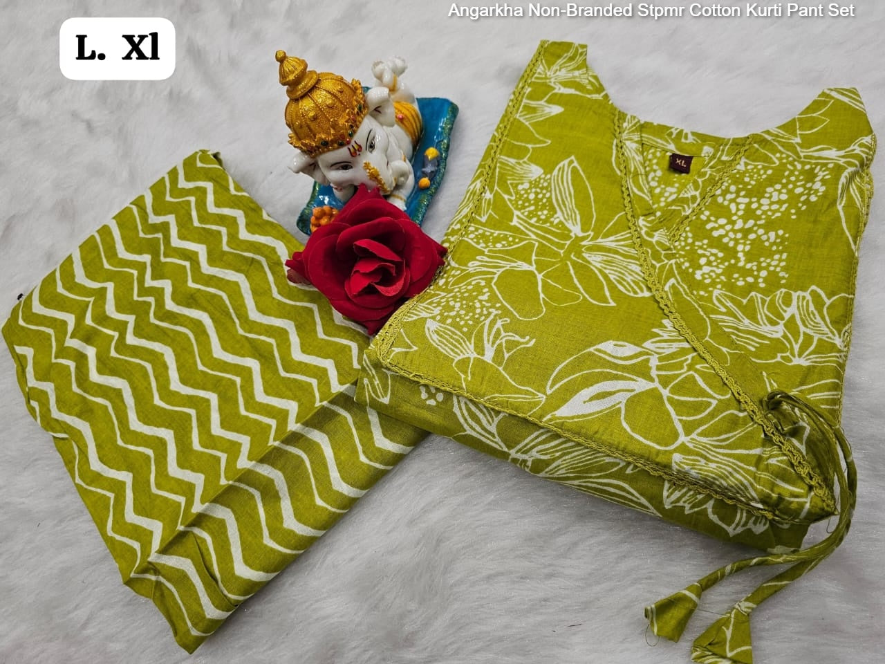 Angarkha Non-Branded Stpmr Cotton Kurti Pant Set