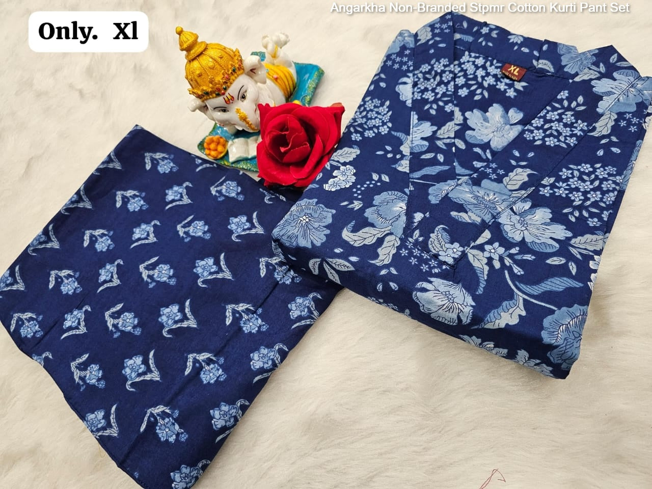 Angarkha Non-Branded Stpmr Cotton Kurti Pant Set