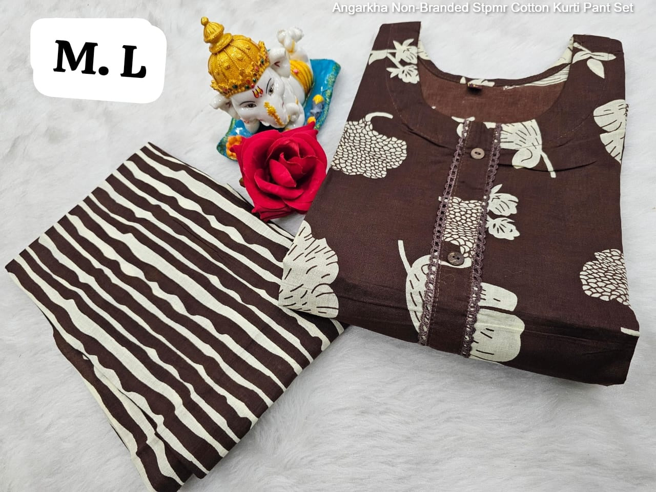 Angarkha Non-Branded Stpmr Cotton Kurti Pant Set