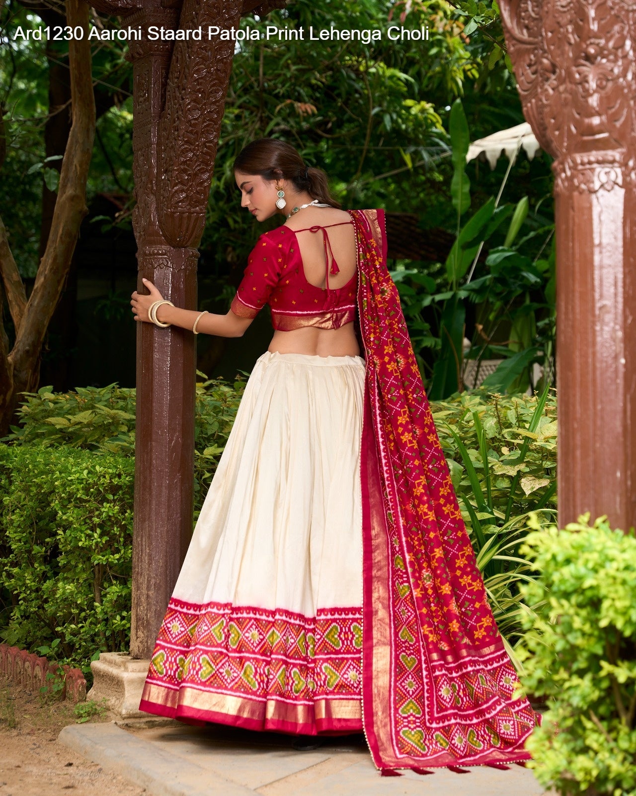 Ard1230 Aarohi Staard Patola Print Lehenga Choli
