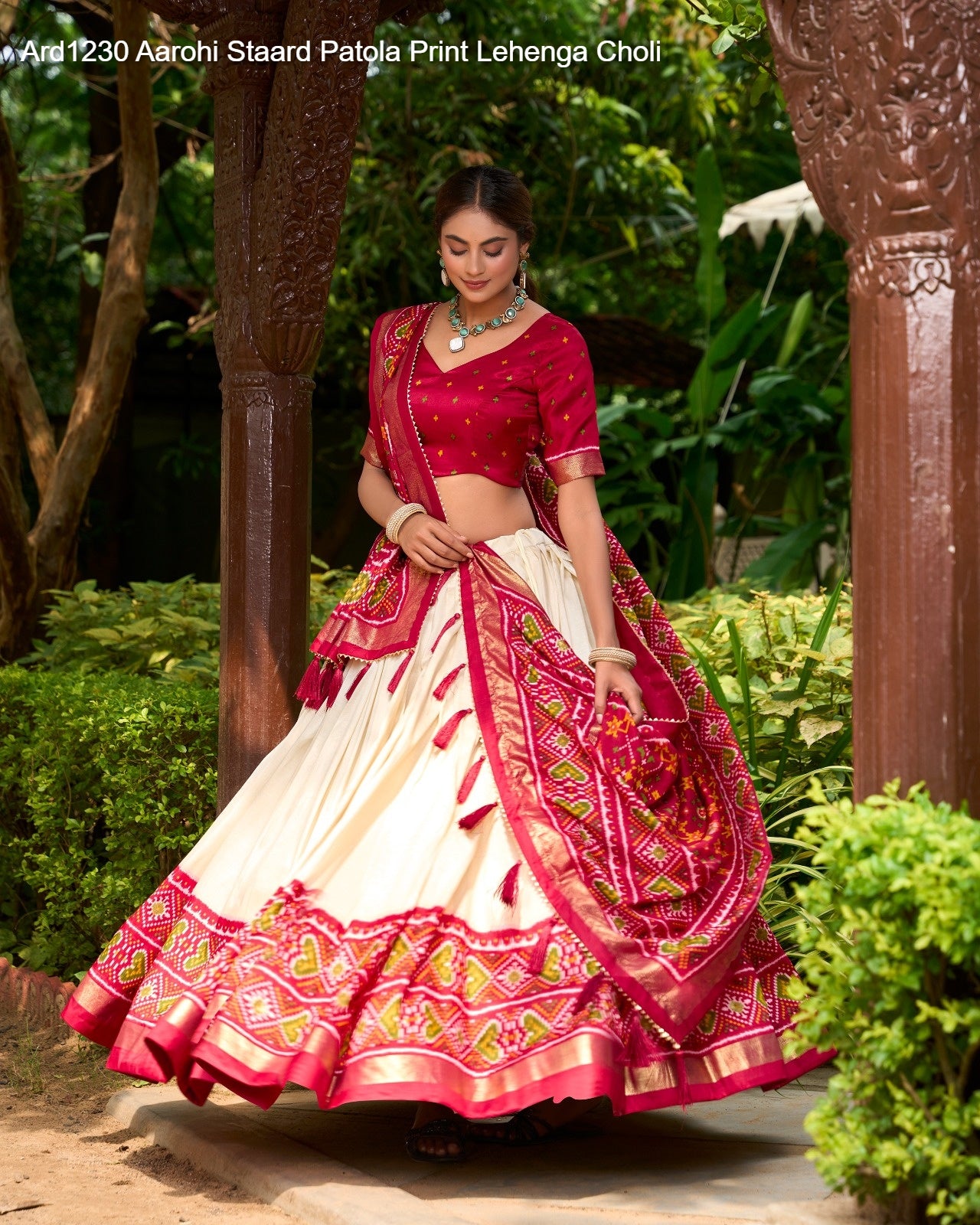 Ard1230 Aarohi Staard Patola Print Lehenga Choli