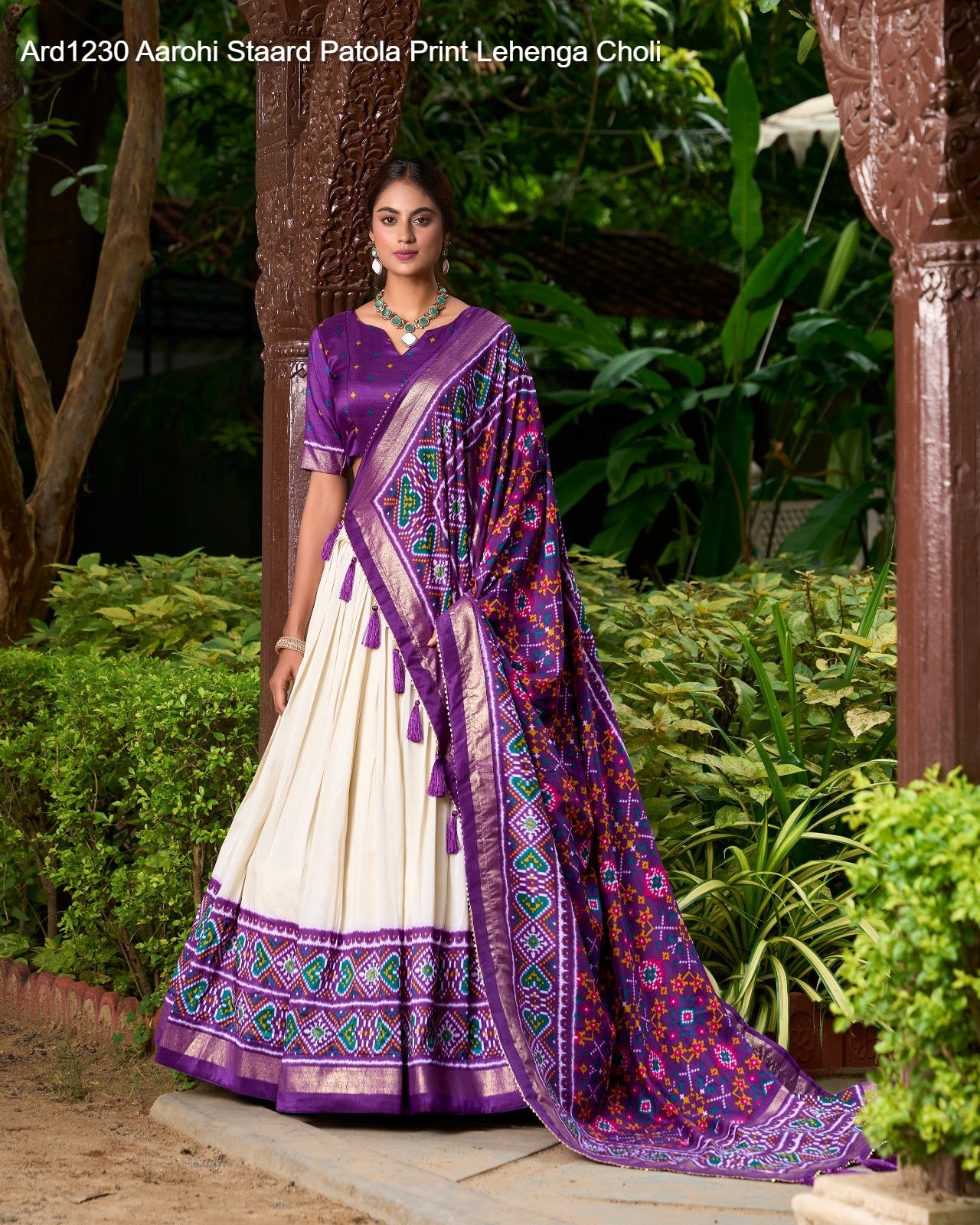 Ard1230 Aarohi Staard Patola Print Lehenga Choli