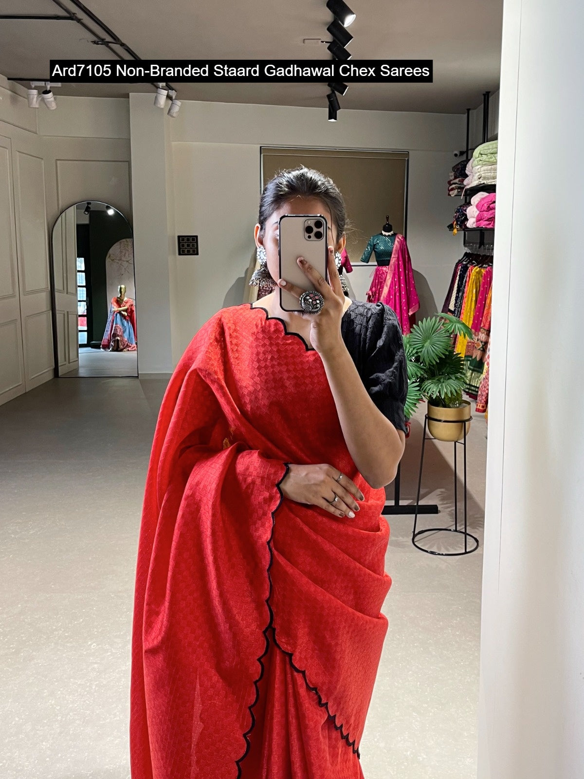 Ard7105 Non-Branded Staard Gadhawal Chex Sarees