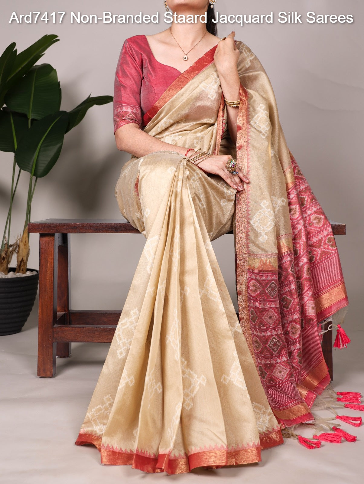 Ard7417 Non-Branded Staard Jacquard Silk Sarees