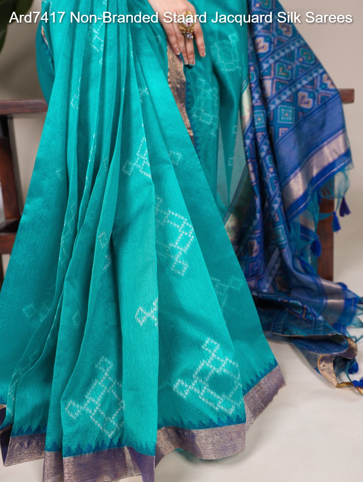 Ard7417 Non-Branded Staard Jacquard Silk Sarees