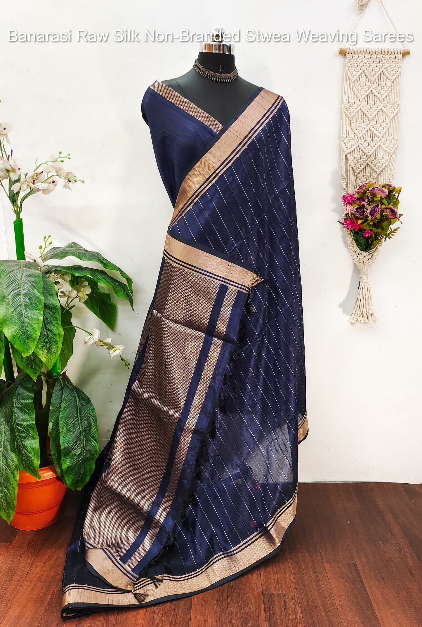 Banarasi Raw Silk Non-Branded Stwea Weaving Sarees
