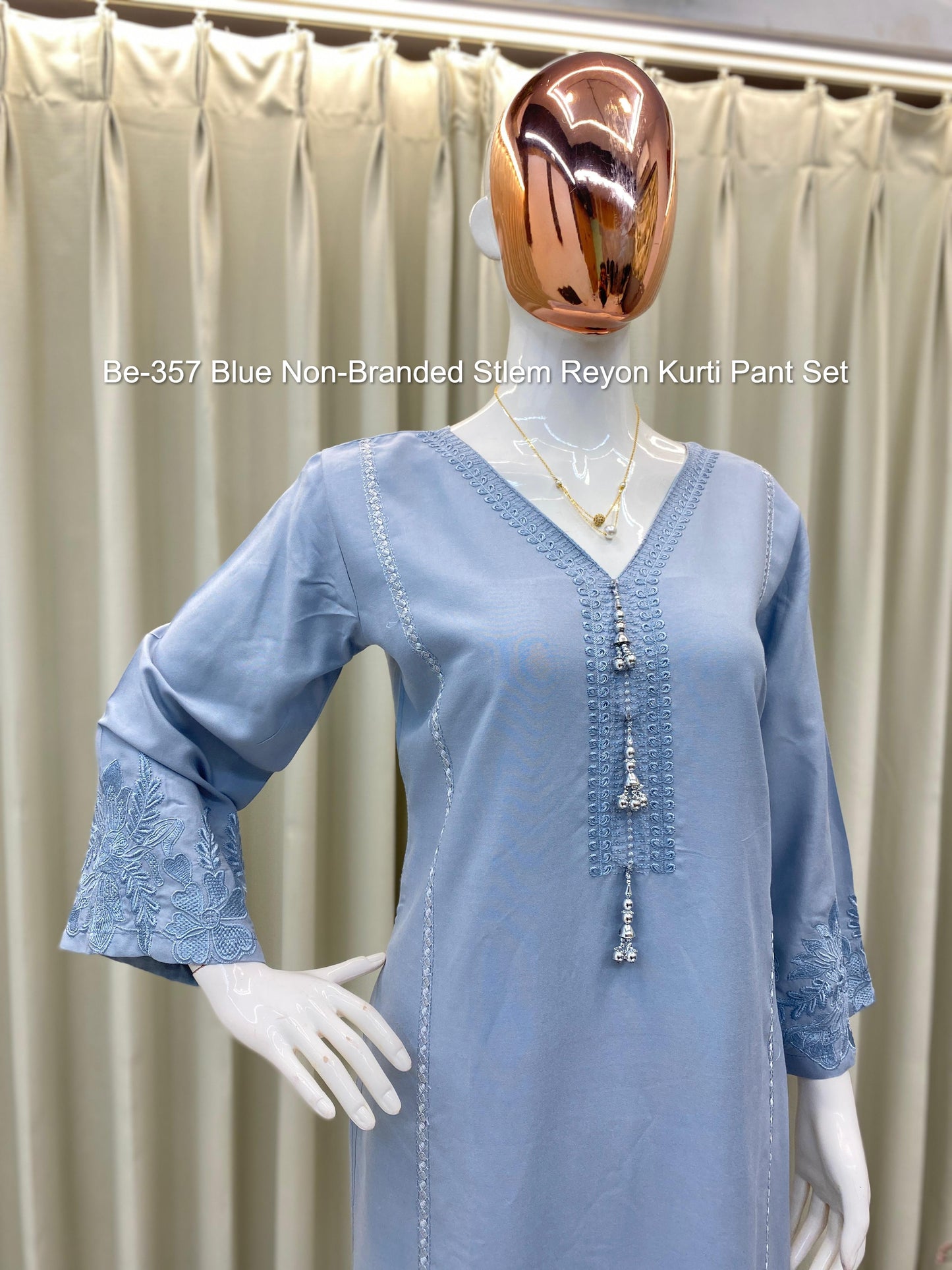 Be-357 Blue Non-Branded Stlem Reyon Kurti Pant Set