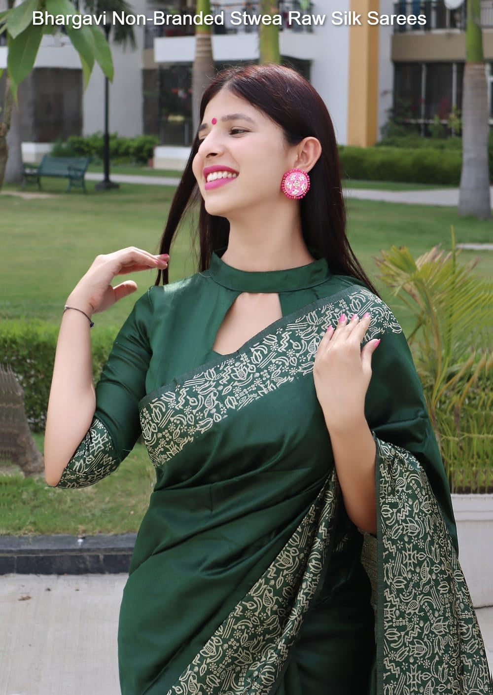 Bhargavi Non-Branded Stwea Raw Silk Sarees