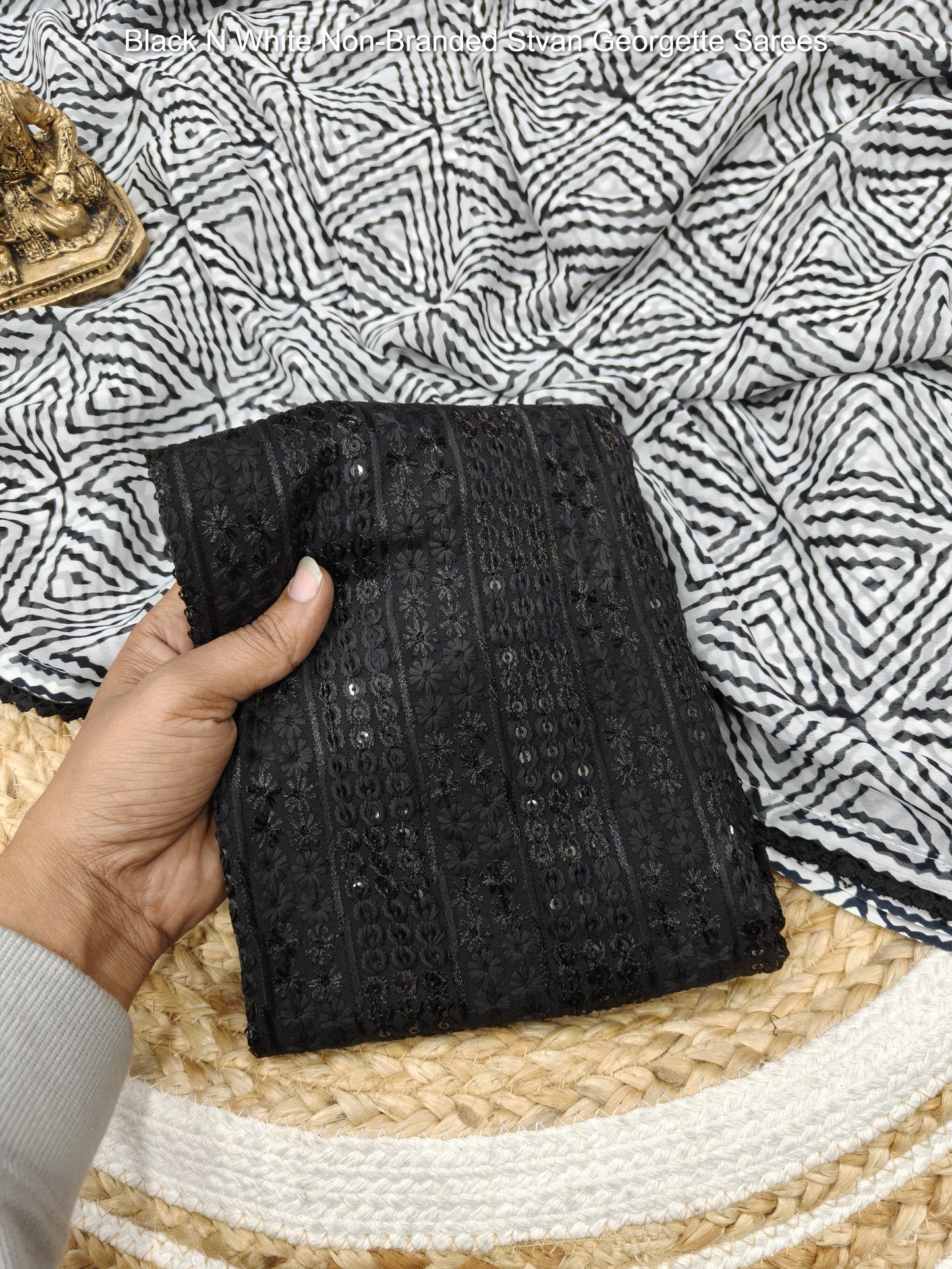 Black N White Non-Branded Stvan Georgette Sarees