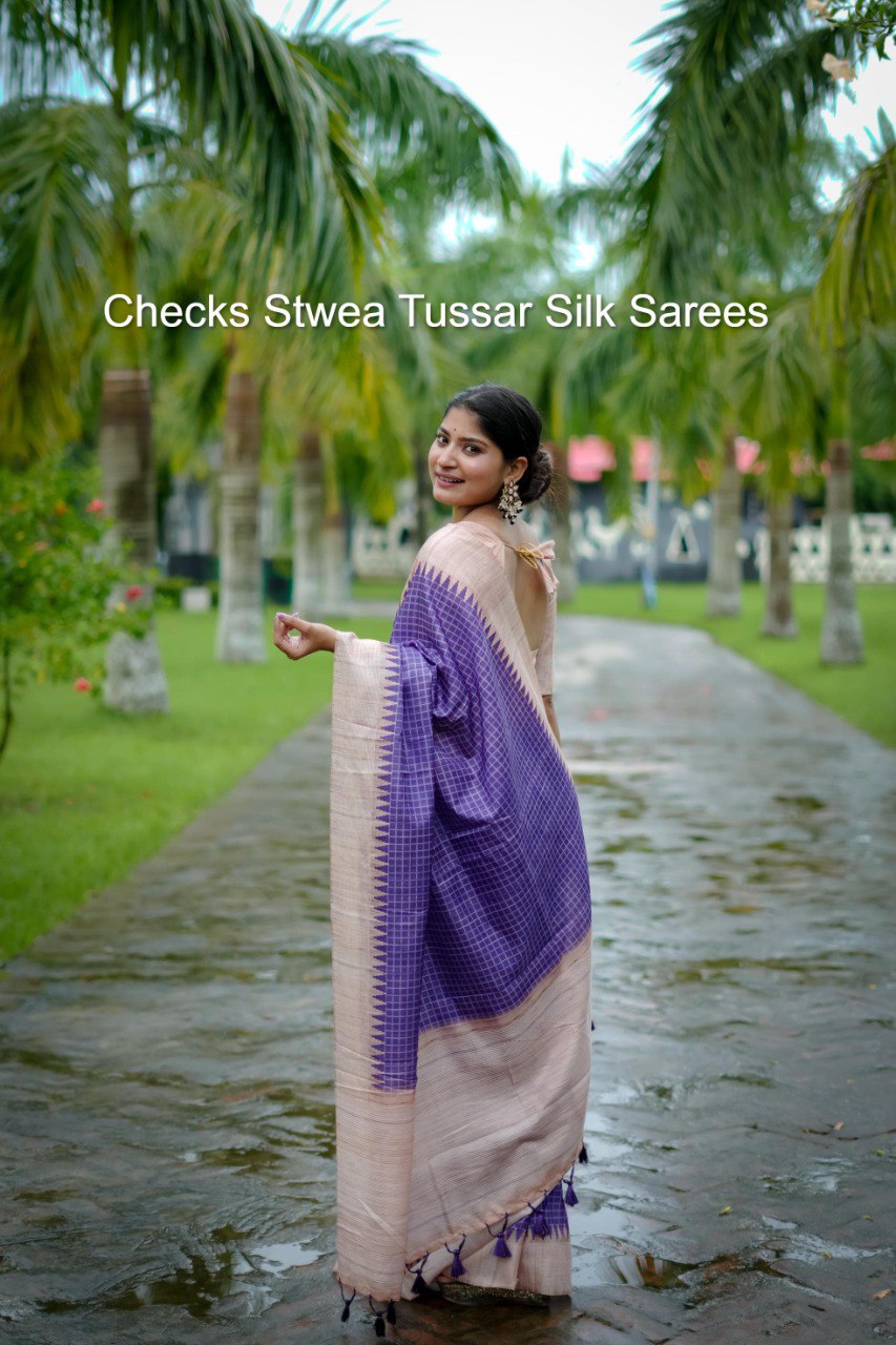 Checks Stwea Tussar Silk Sarees