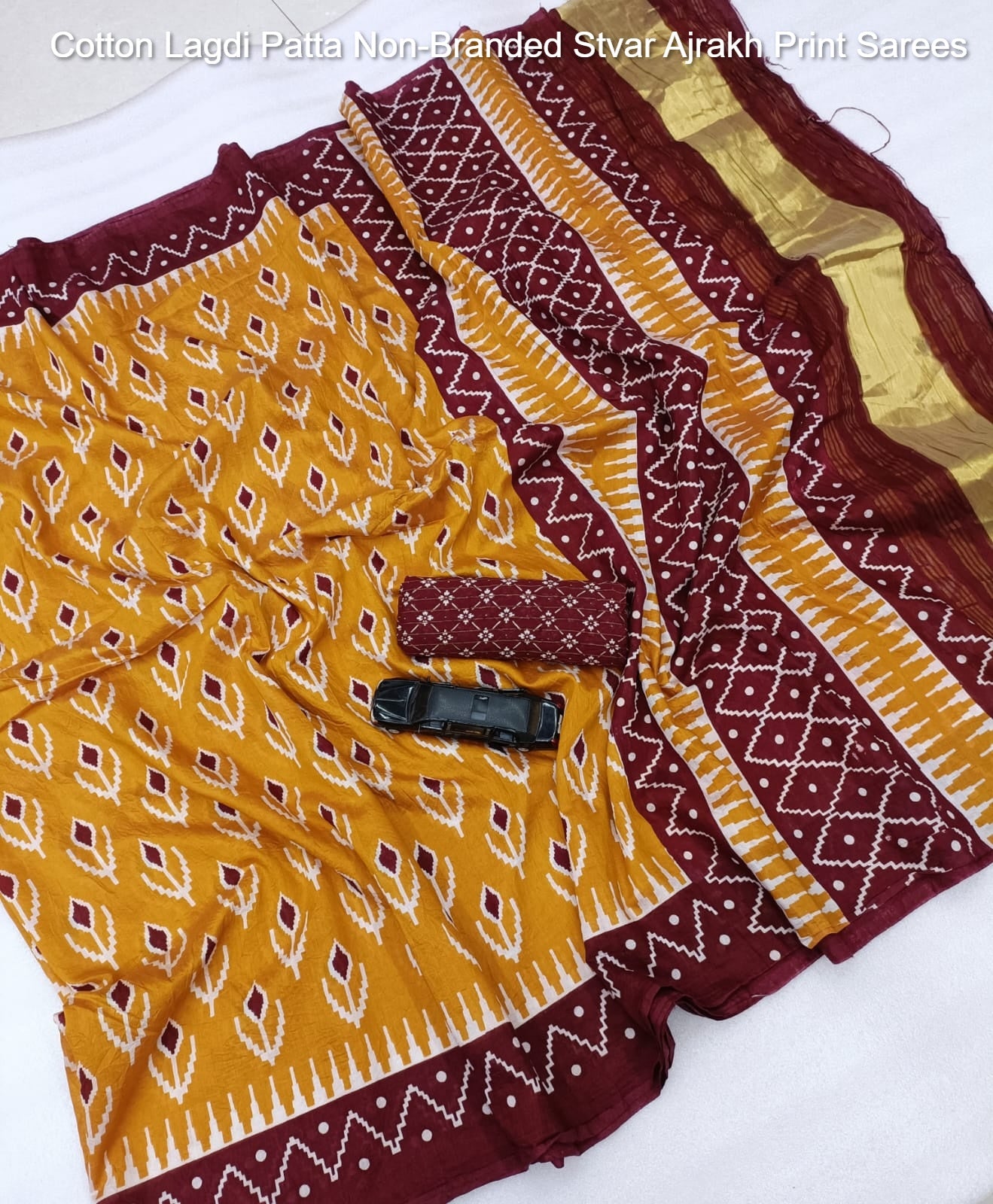 Cotton Lagdi Patta Non-Branded Stvar Ajrakh Print Sarees