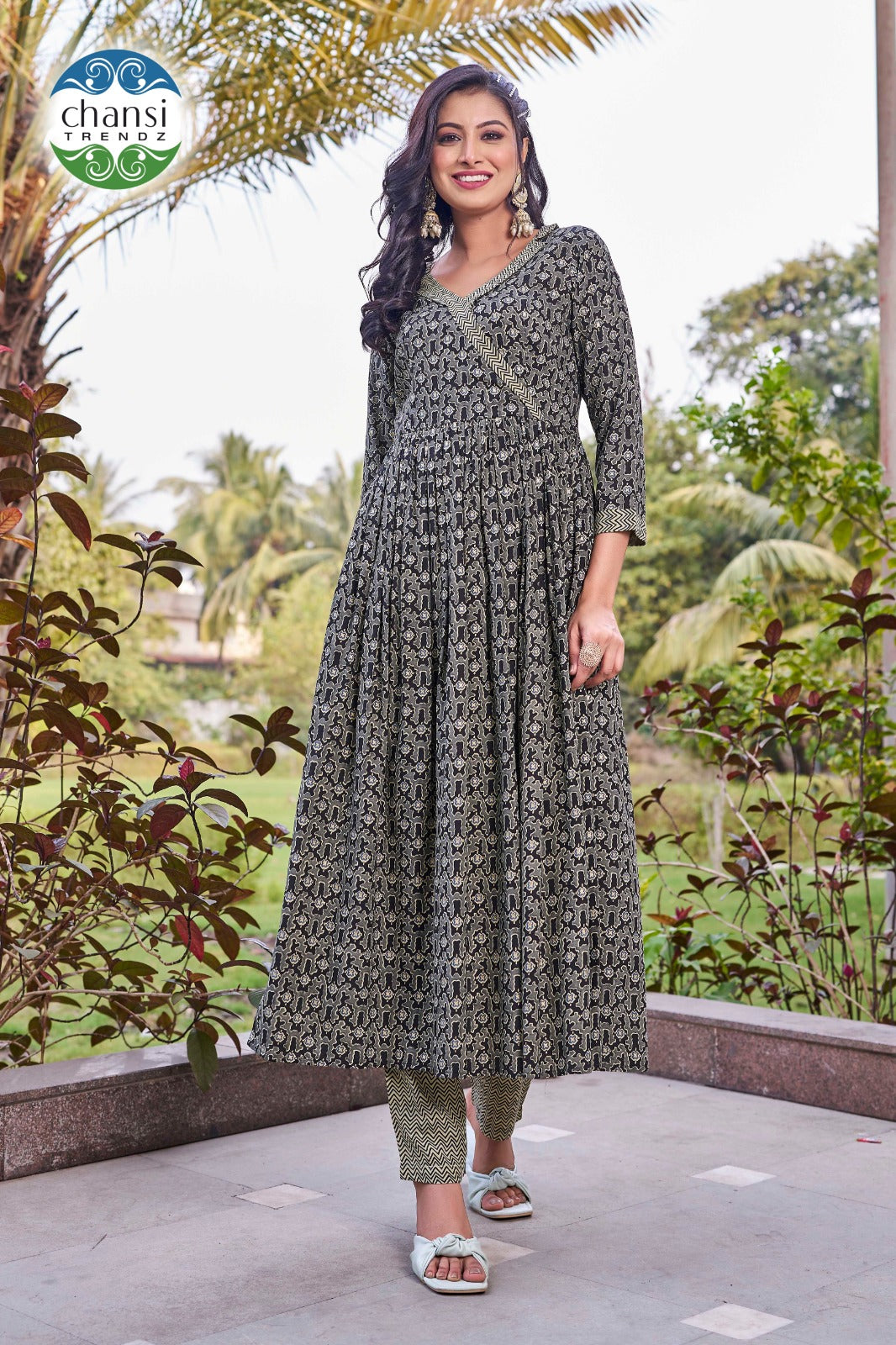 Ct-422 Laksmipushp Chansi Trendz Rayon Kurti Pant Set