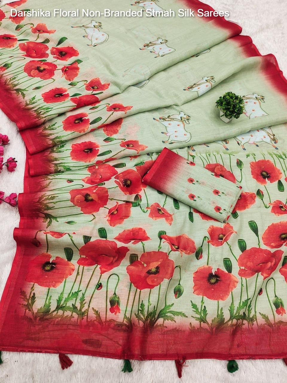 Darshika Floral Non-Branded Stmah Silk Sarees