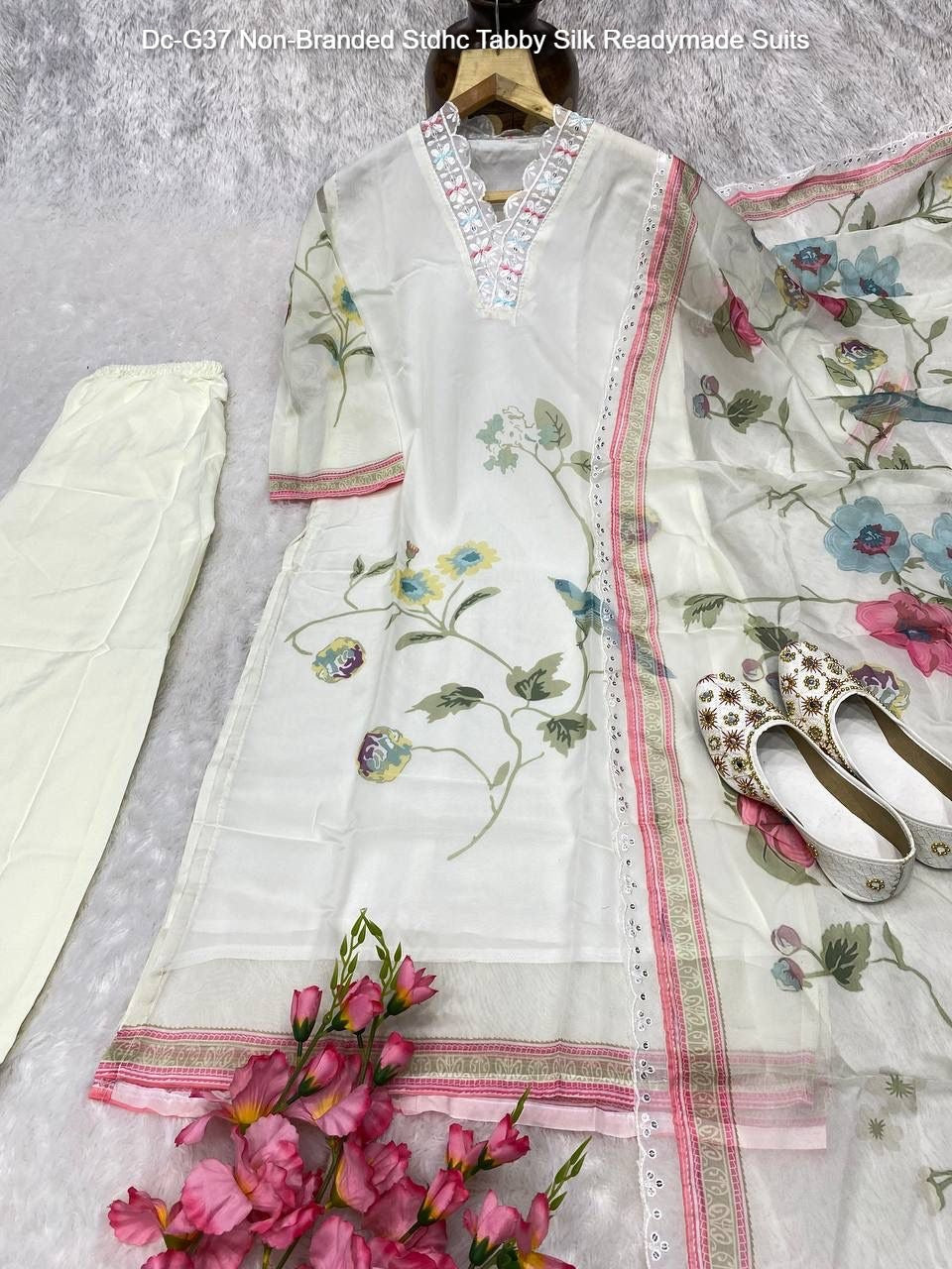 Dc-G37 Non-Branded Stdhc Tabby Silk Readymade Suits