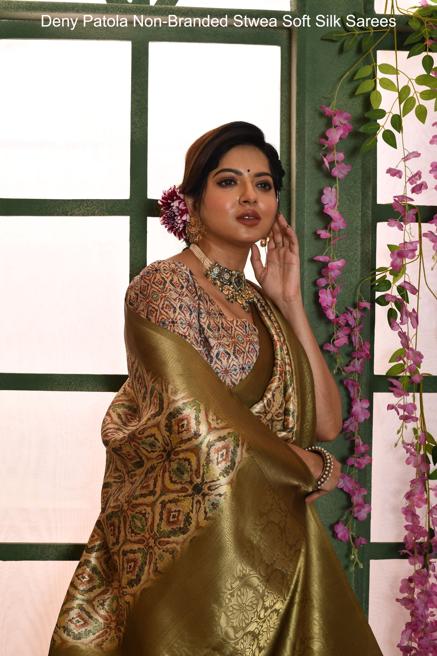 Deny Patola Non-Branded Stwea Soft Silk Sarees