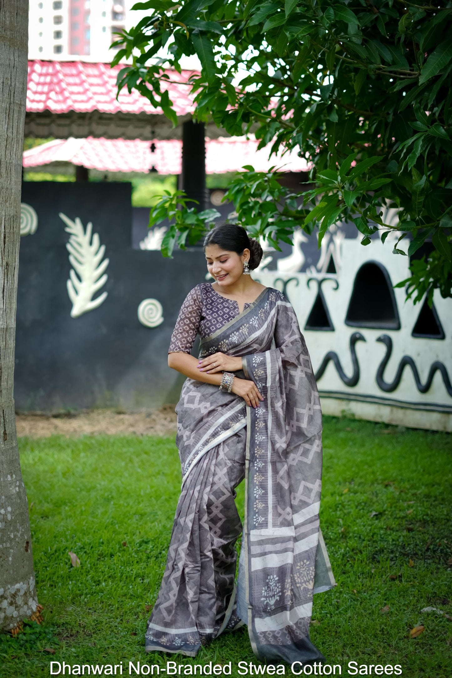 Dhanwari Non-Branded Stwea Cotton Sarees
