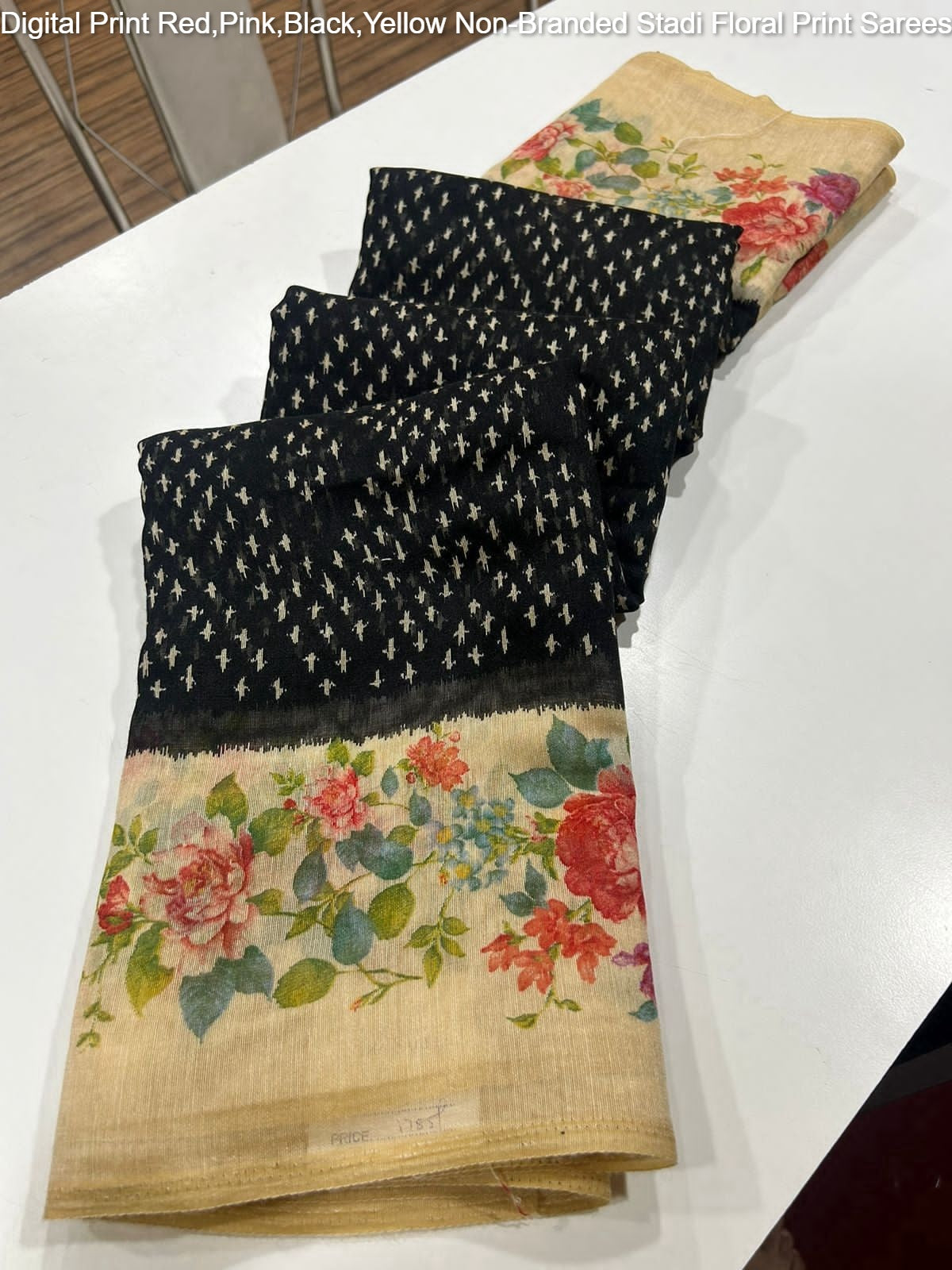 Digital Print Red,Pink,Black,Yellow Non-Branded Stadi Floral Print Sarees