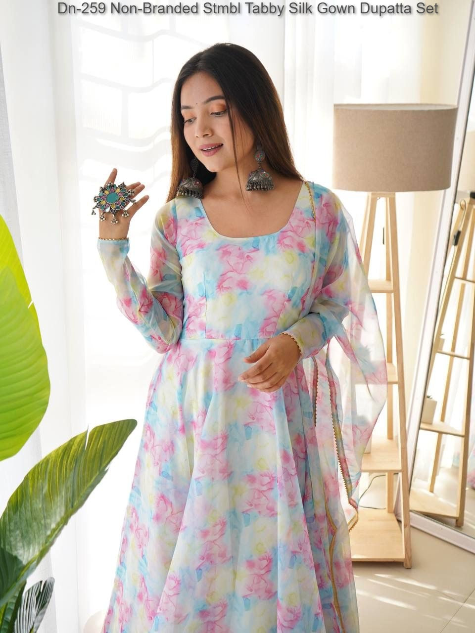 Dn-259 Non-Branded Stmbl Tabby Silk Gown Dupatta Set