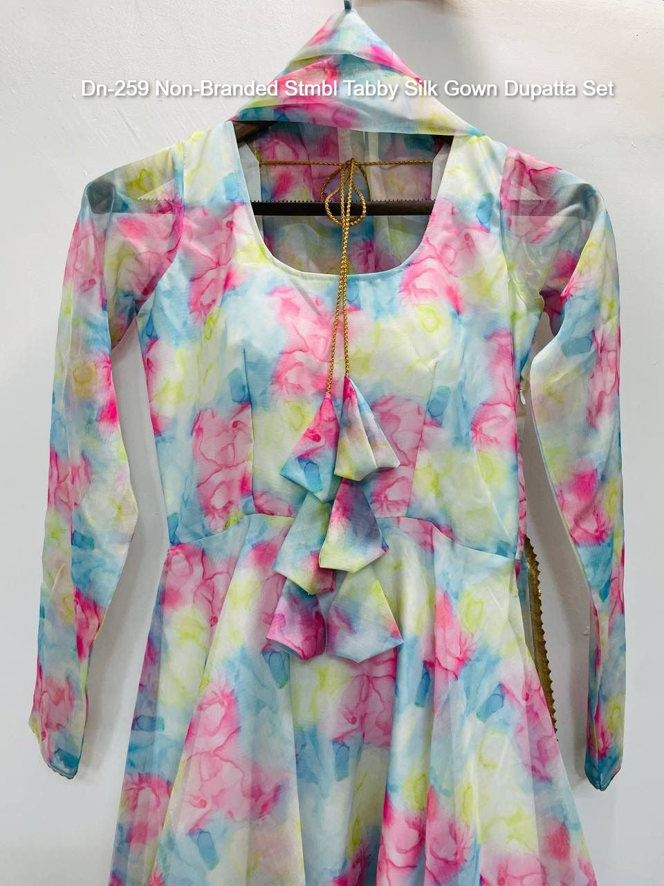Dn-259 Non-Branded Stmbl Tabby Silk Gown Dupatta Set