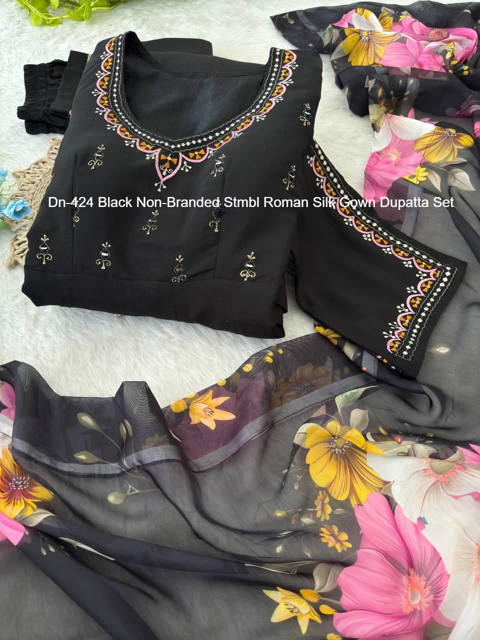 Dn-424 Black Non-Branded Stmbl Roman Silk Gown Dupatta Set