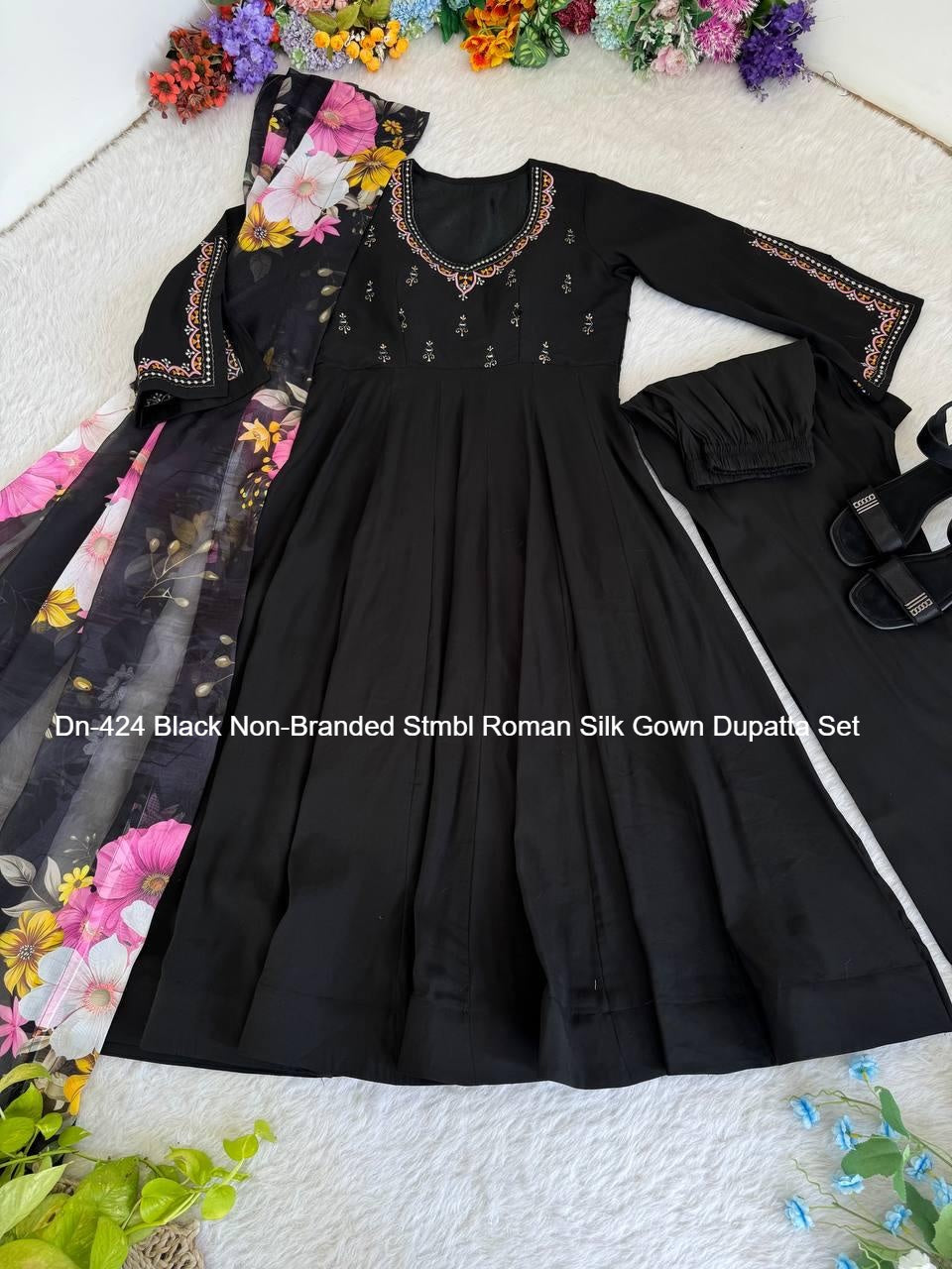 Dn-424 Black Non-Branded Stmbl Roman Silk Gown Dupatta Set