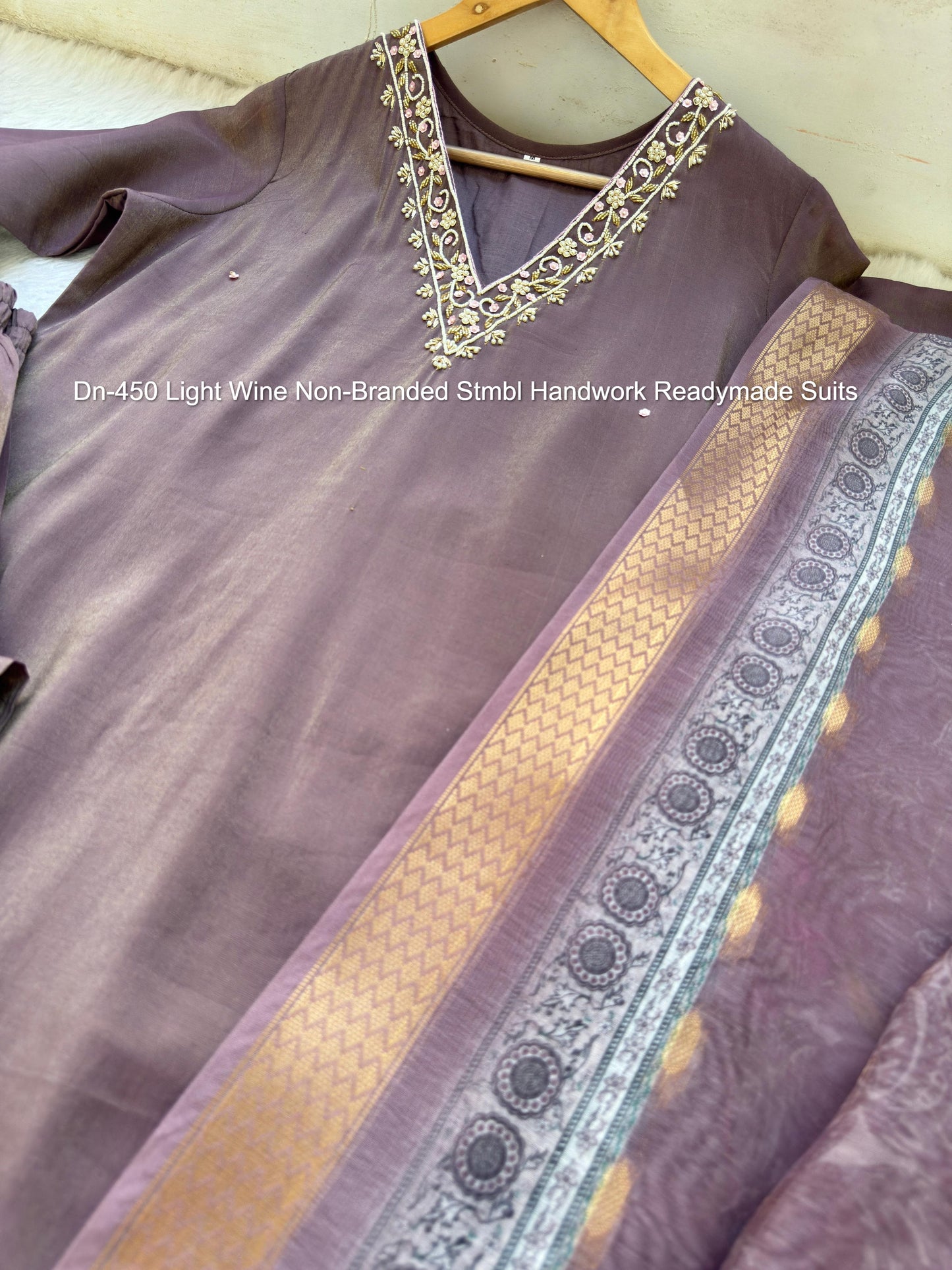 Dn-450 Light Wine Non-Branded Stmbl Handwork Readymade Suits