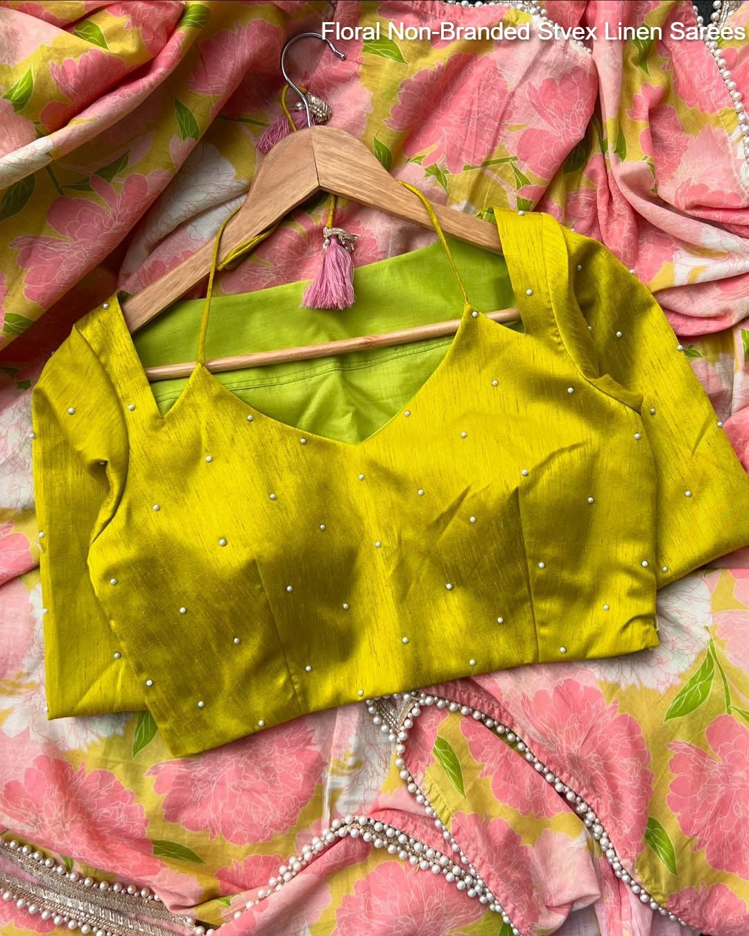 Floral Non-Branded Stvex Linen Sarees