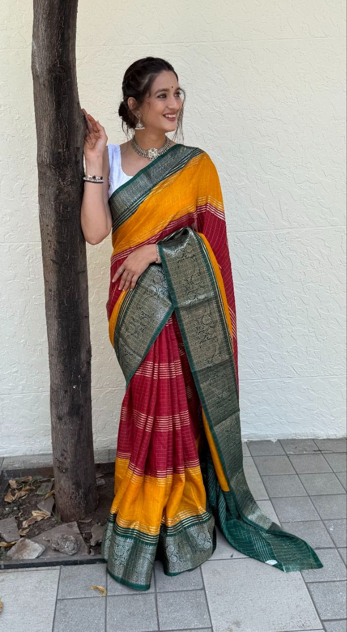 Foil Print Mira Bela Dola Sarees