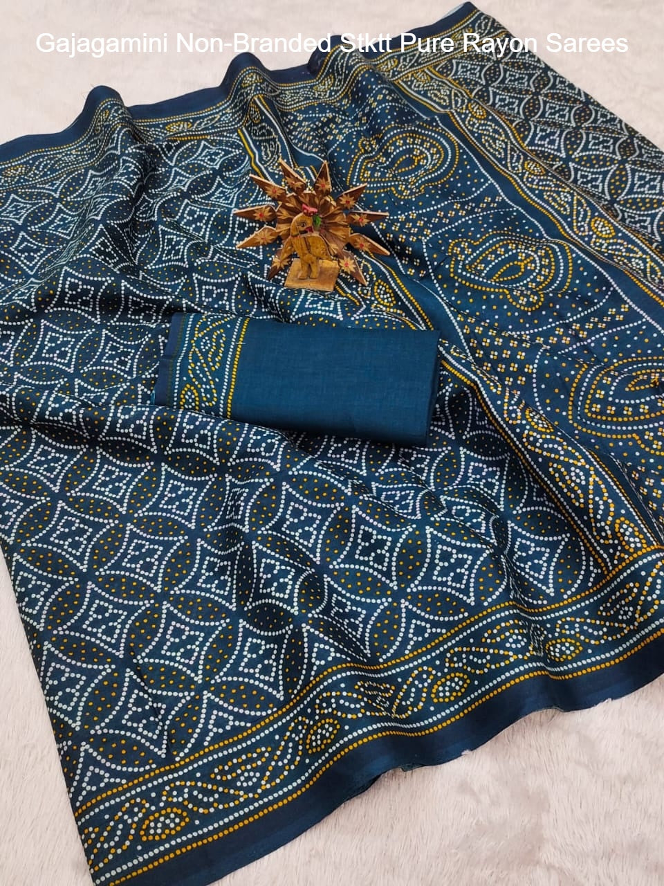 Gajagamini Non-Branded Stktt Pure Rayon Sarees