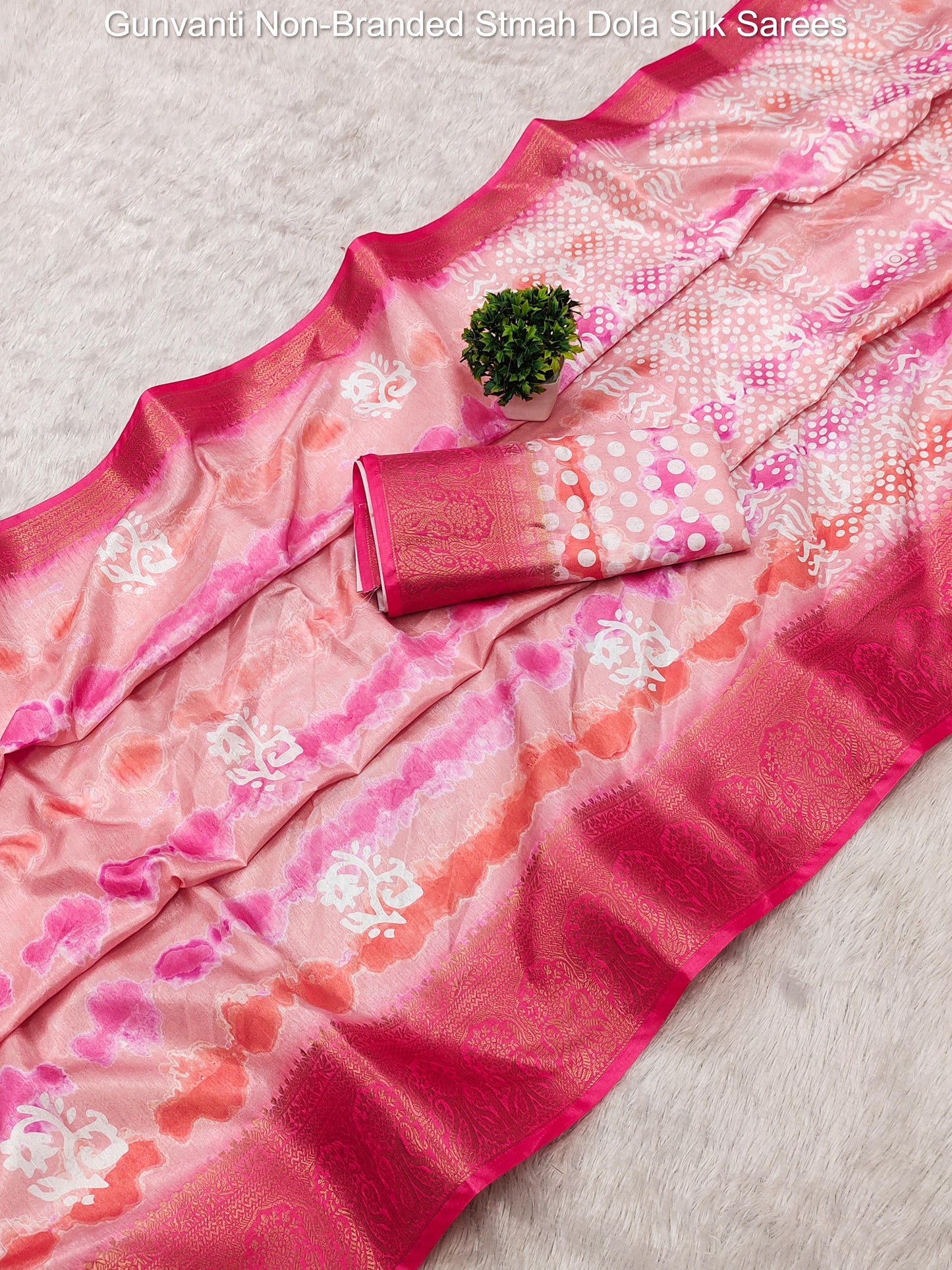 Gunvanti Non-Branded Stmah Dola Silk Sarees