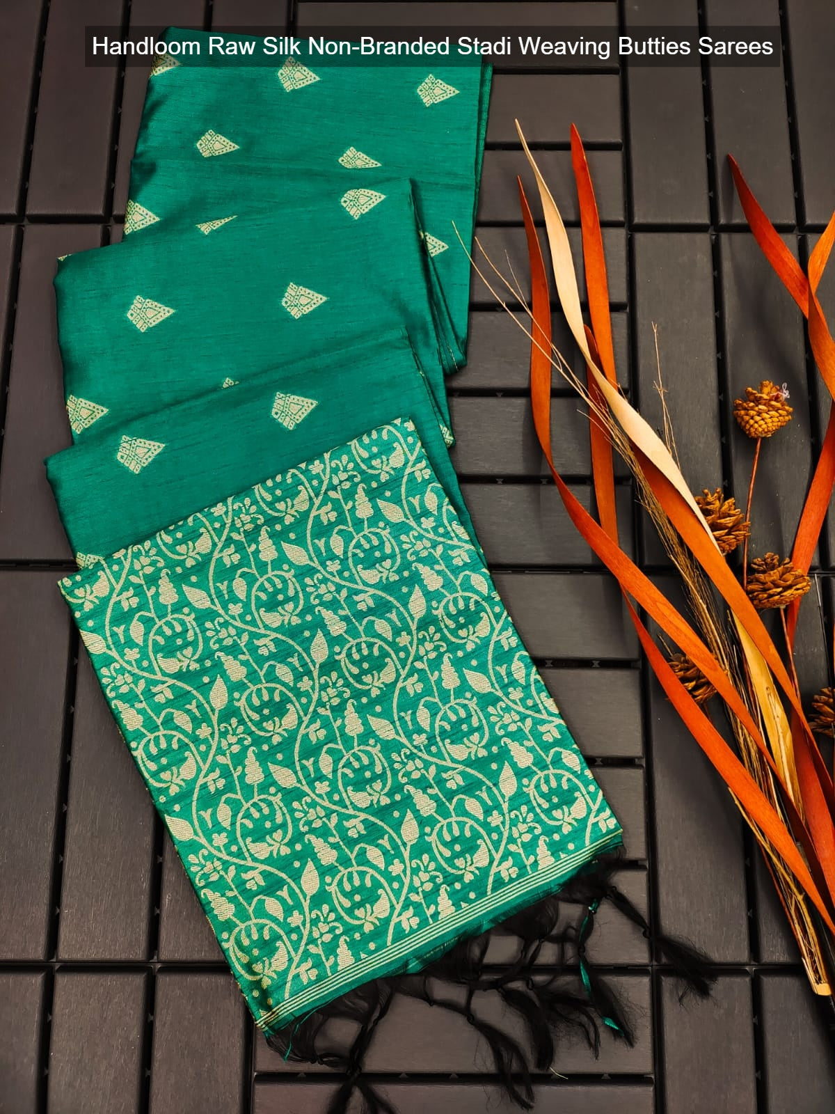 Handloom Raw Silk Non-Branded Stadi Weaving Butties Sarees