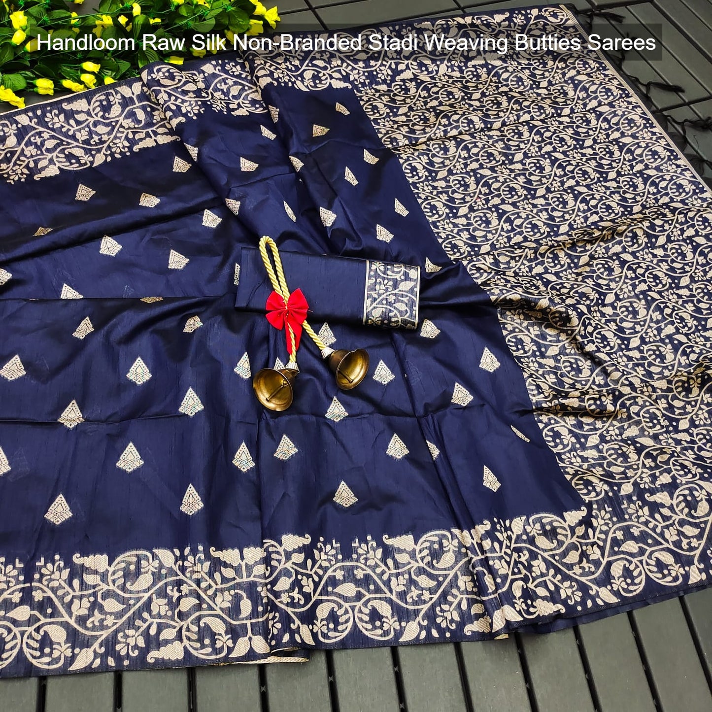 Handloom Raw Silk Non-Branded Stadi Weaving Butties Sarees