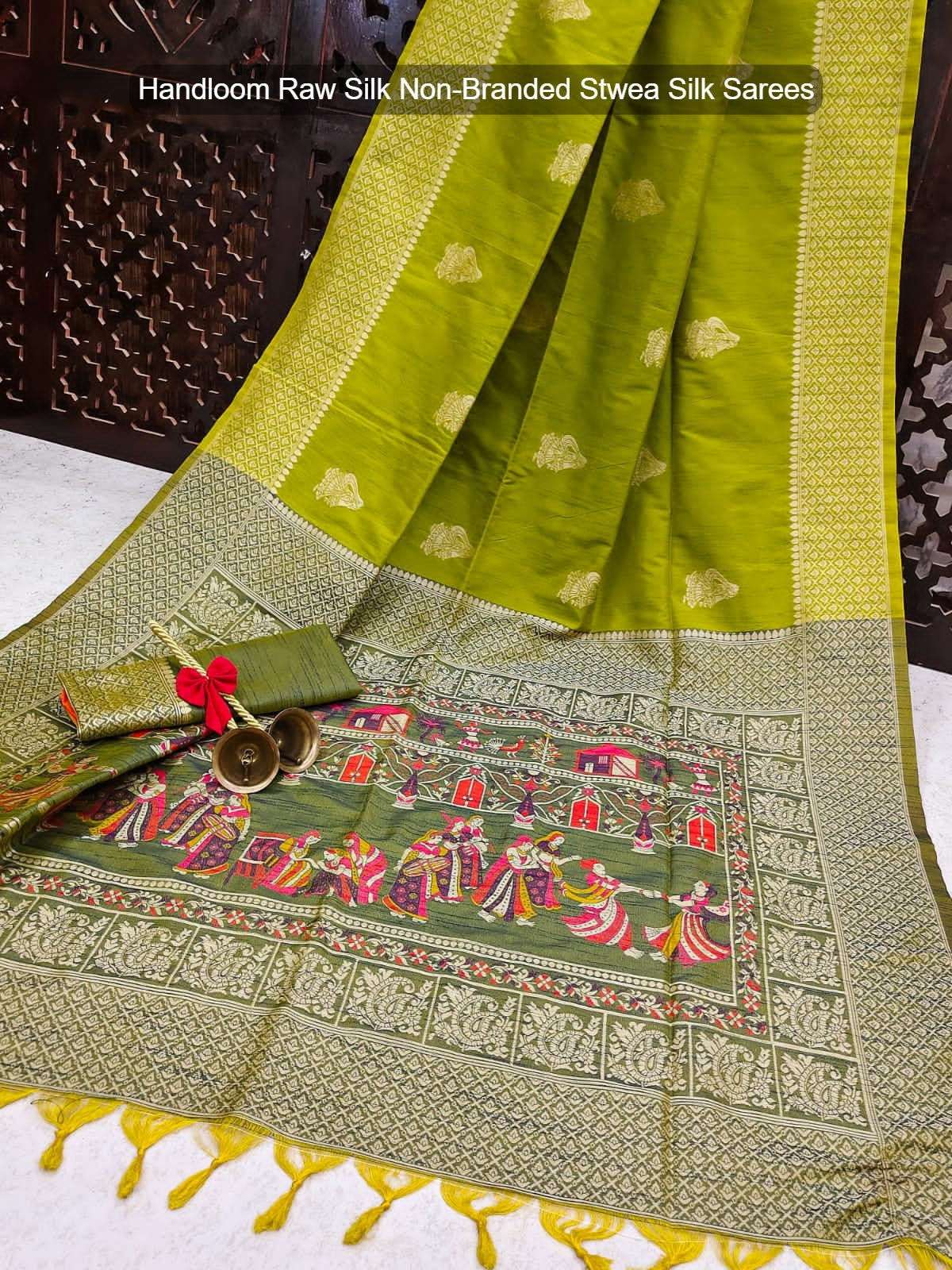 Handloom Raw Silk Non-Branded Stwea Silk Sarees