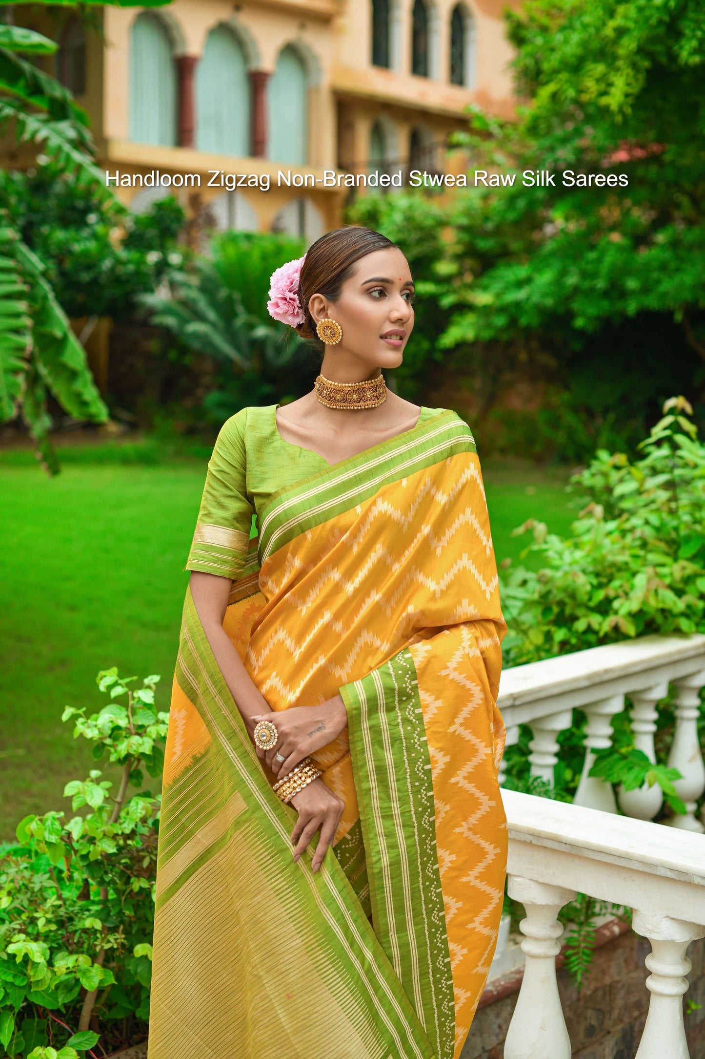 Handloom Zigzag Non-Branded Stwea Raw Silk Sarees