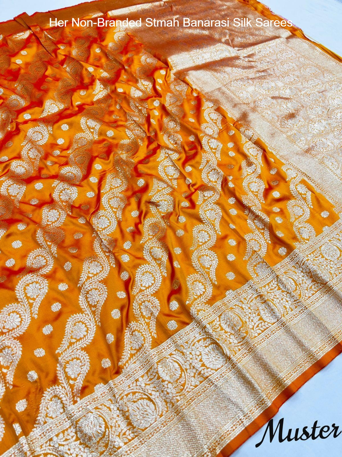 Her Non-Branded Stmah Banarasi Silk Sarees