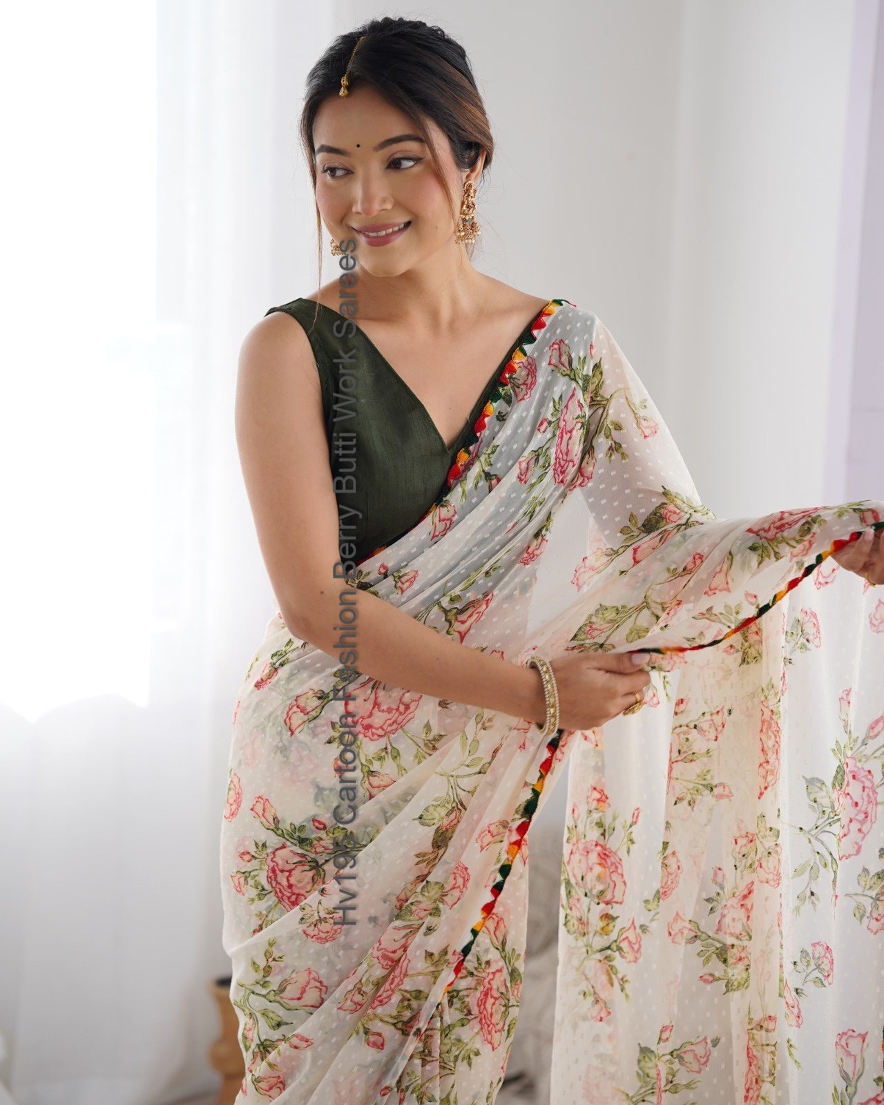 Hv195 Cartoon Fashion Berry Butti Work Sarees