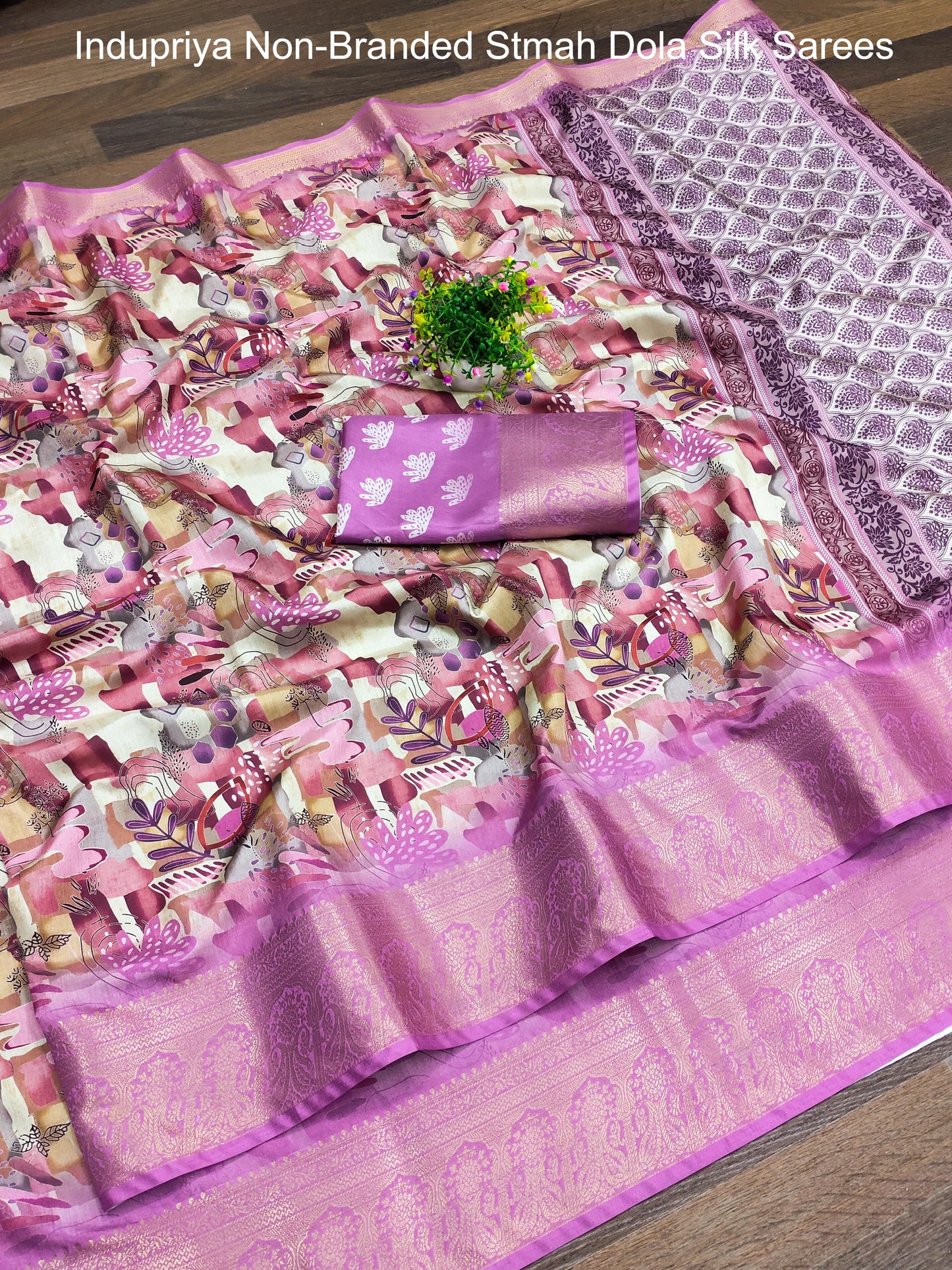 Indupriya Non-Branded Stmah Dola Silk Sarees