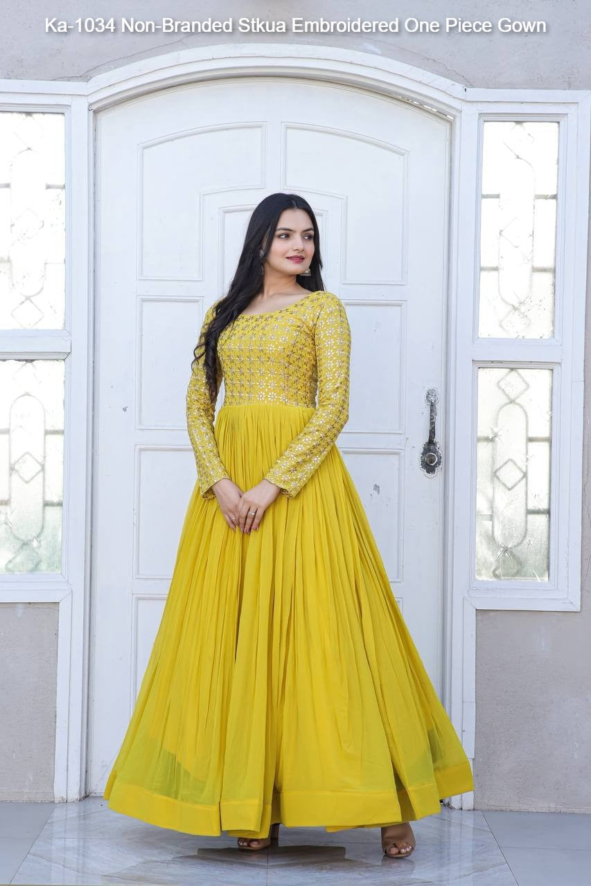 Ka-1034 Non-Branded Stkua Embroidered One Piece Gown